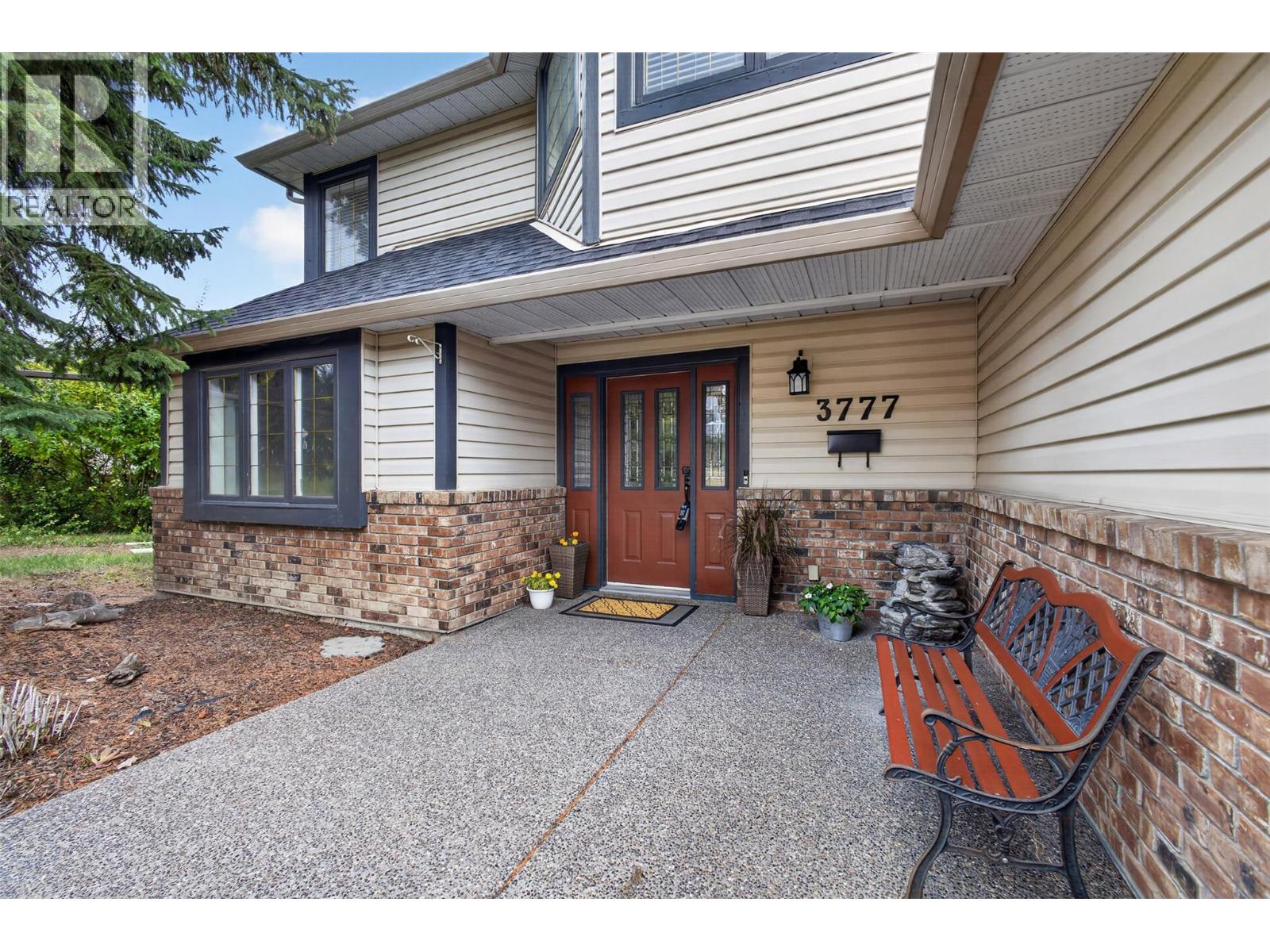 3777 Salloum Road, West Kelowna, British Columbia  V4T 1E3 - Photo 3 - 10402089