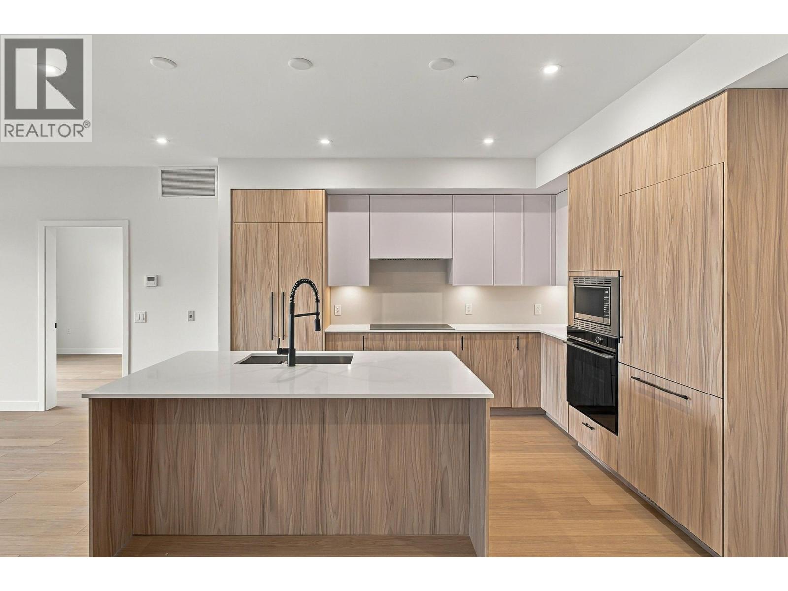 9654 Benchland Drive Unit# 306, Lake Country, British Columbia  V4V 0A4 - Photo 5 - 10402952