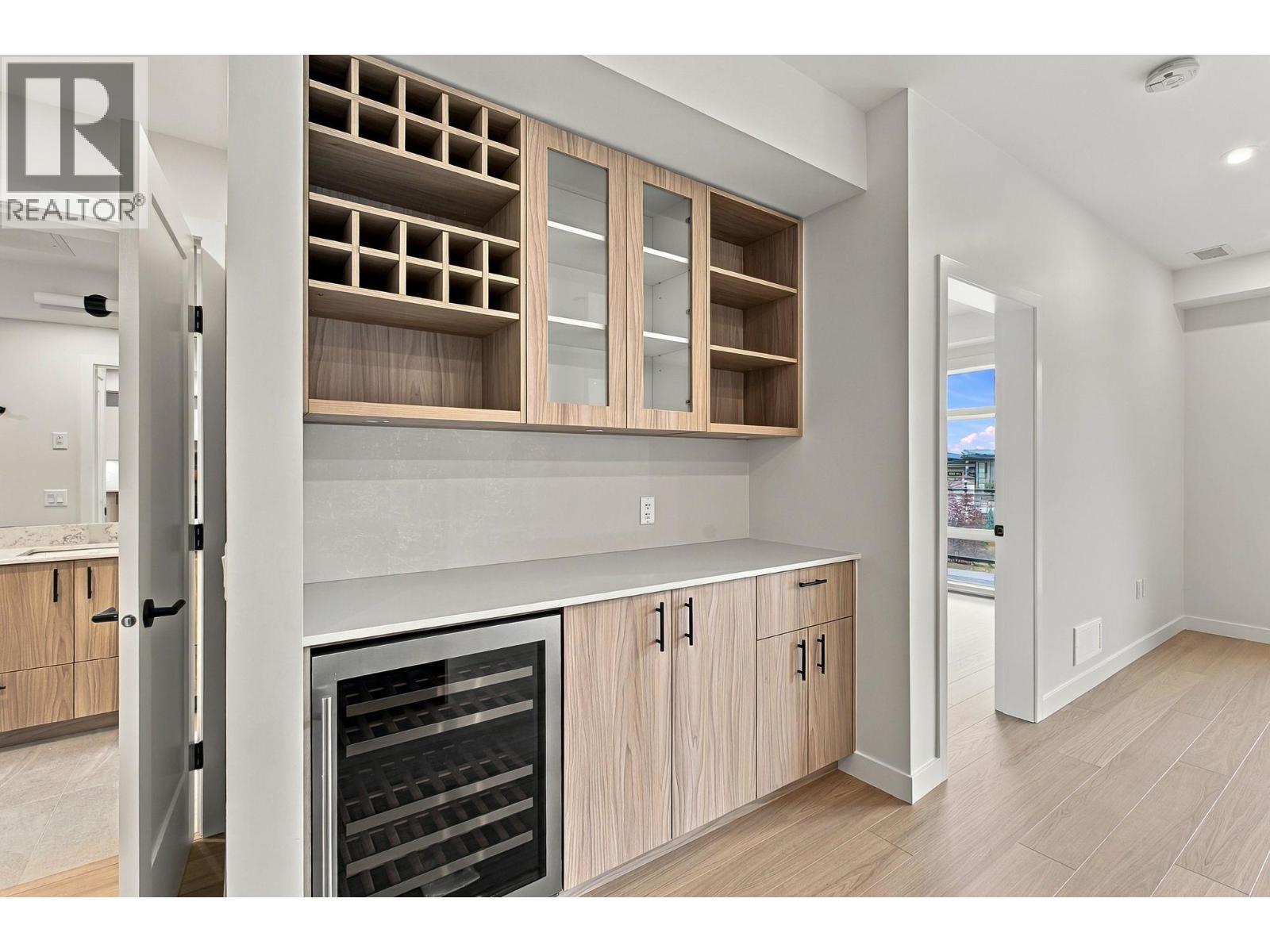 9654 Benchland Drive Unit# 306, Lake Country, British Columbia  V4V 0A4 - Photo 9 - 10402952