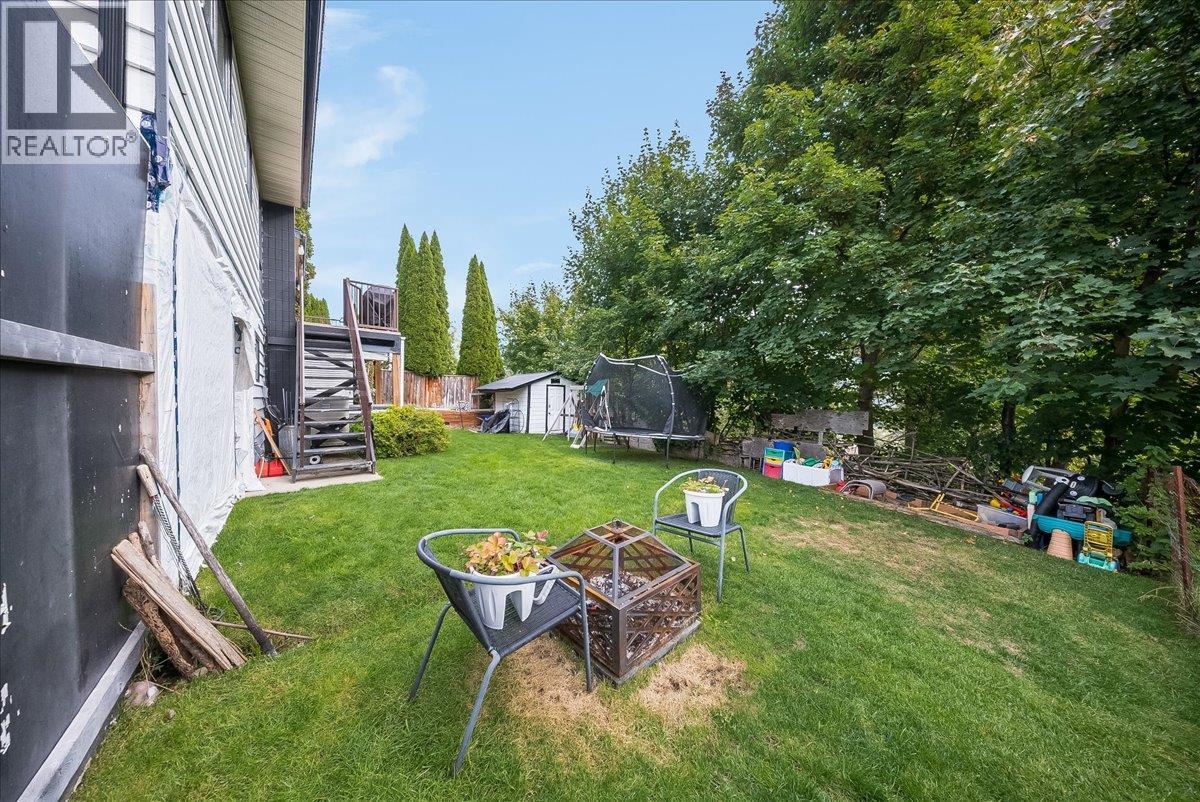 3609 Southridge Drive, Castlegar, British Columbia  V1N 3X7 - Photo 33 - 10402804
