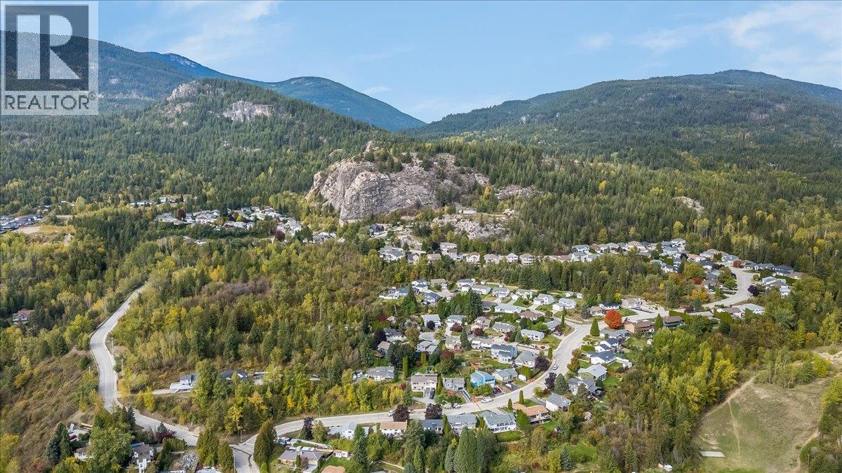 3609 Southridge Drive, Castlegar, British Columbia  V1N 3X7 - Photo 39 - 10402804
