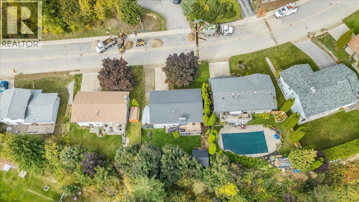 3609 Southridge Drive, Castlegar, British Columbia  V1N 3X7 - Photo 40 - 10402804