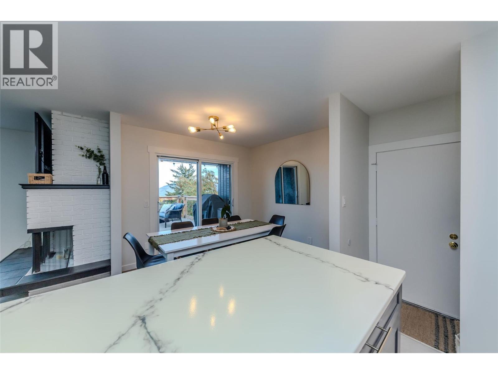 891 Gleneagles Drive, Kamloops, British Columbia  V2E 1K2 - Photo 16 - 10402562