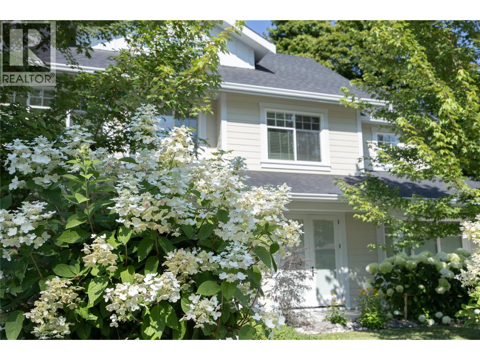 2050 Long Street, Kelowna, British Columbia  V1Y 1L4 - Photo 3 - 10395111