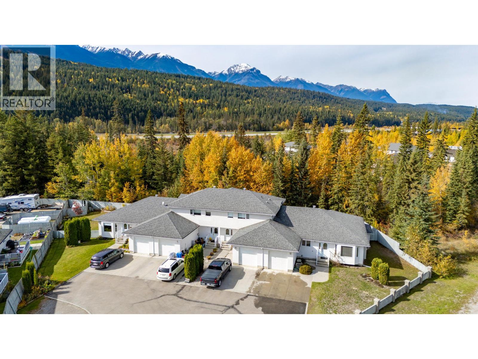 339 5th Avenue Unit# 1, Golden, British Columbia  V0A 1H0 - Photo 2 - 10402867