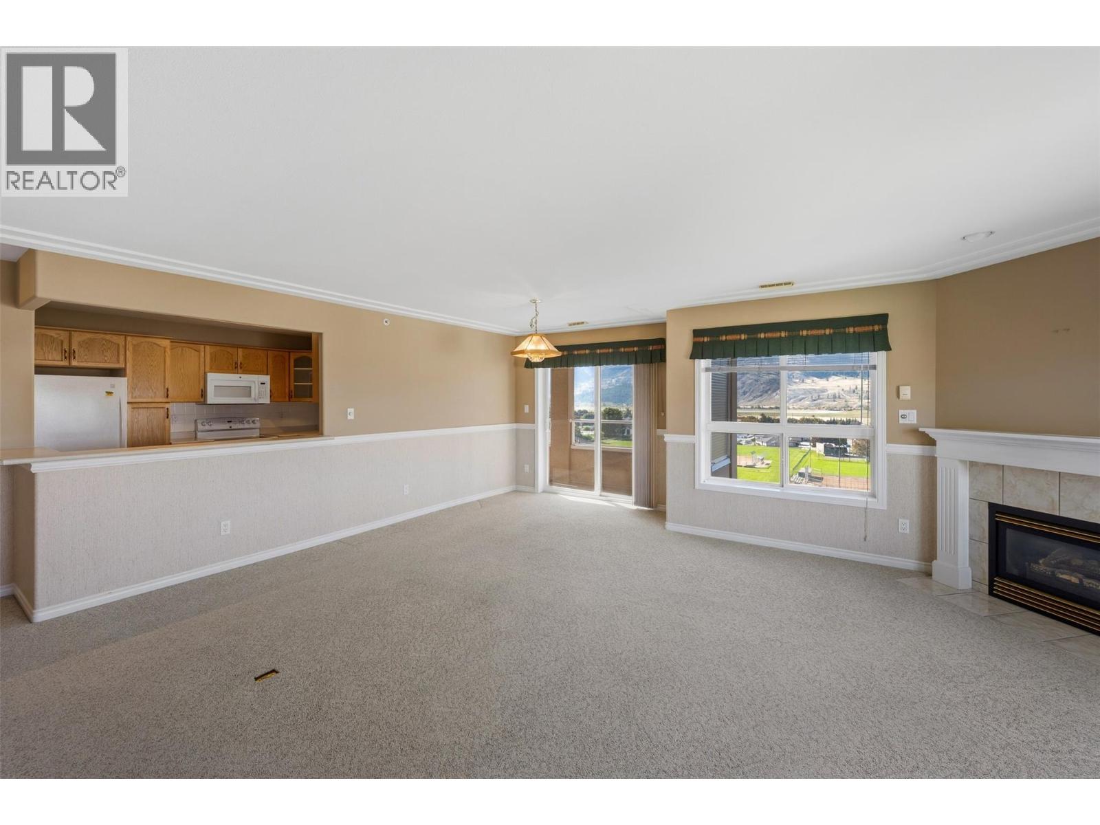 2255 Atkinson Street Unit# 807, Penticton, British Columbia  V2A 8R7 - Photo 15 - 10402916