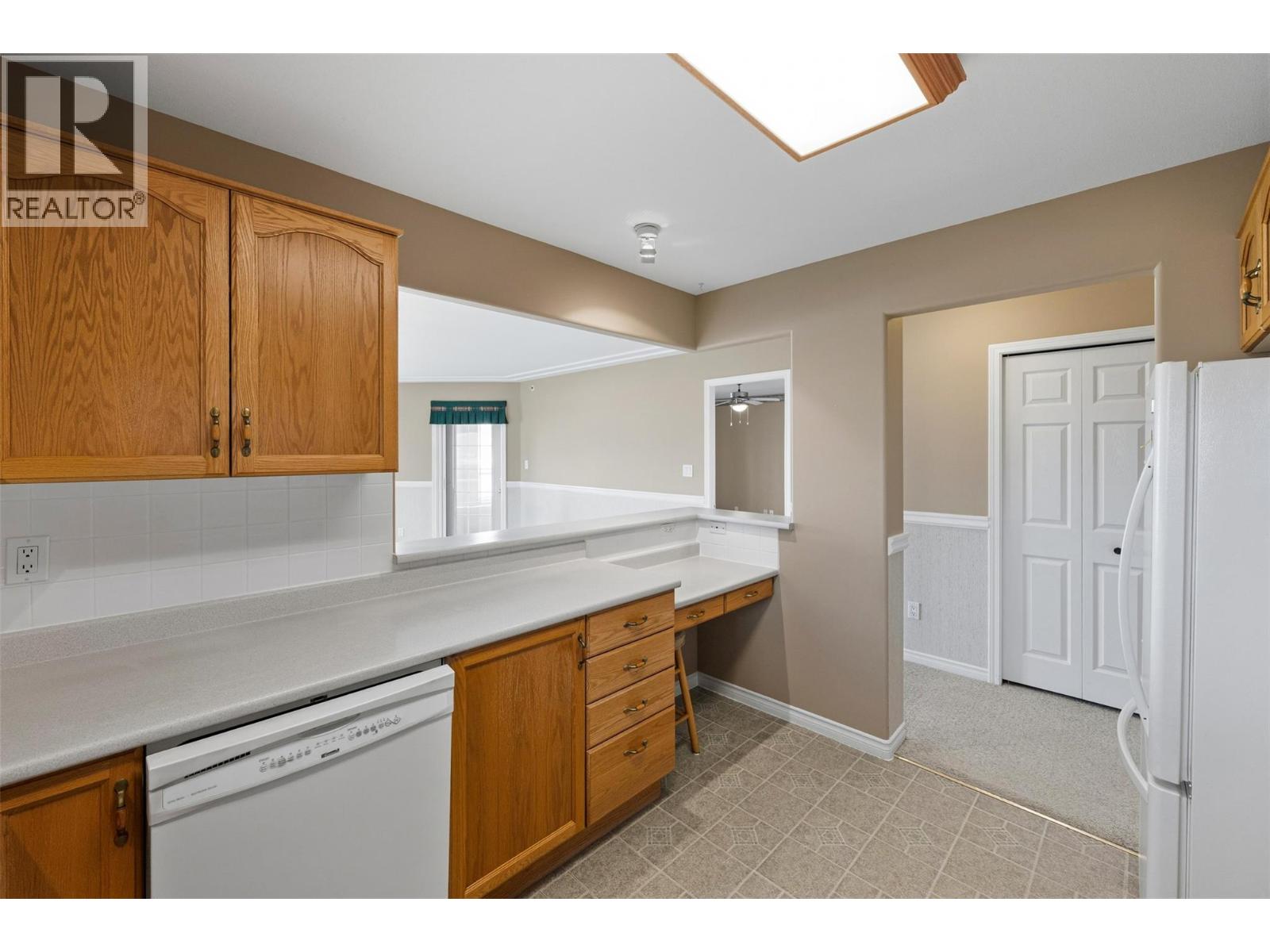 2255 Atkinson Street Unit# 807, Penticton, British Columbia  V2A 8R7 - Photo 19 - 10402916