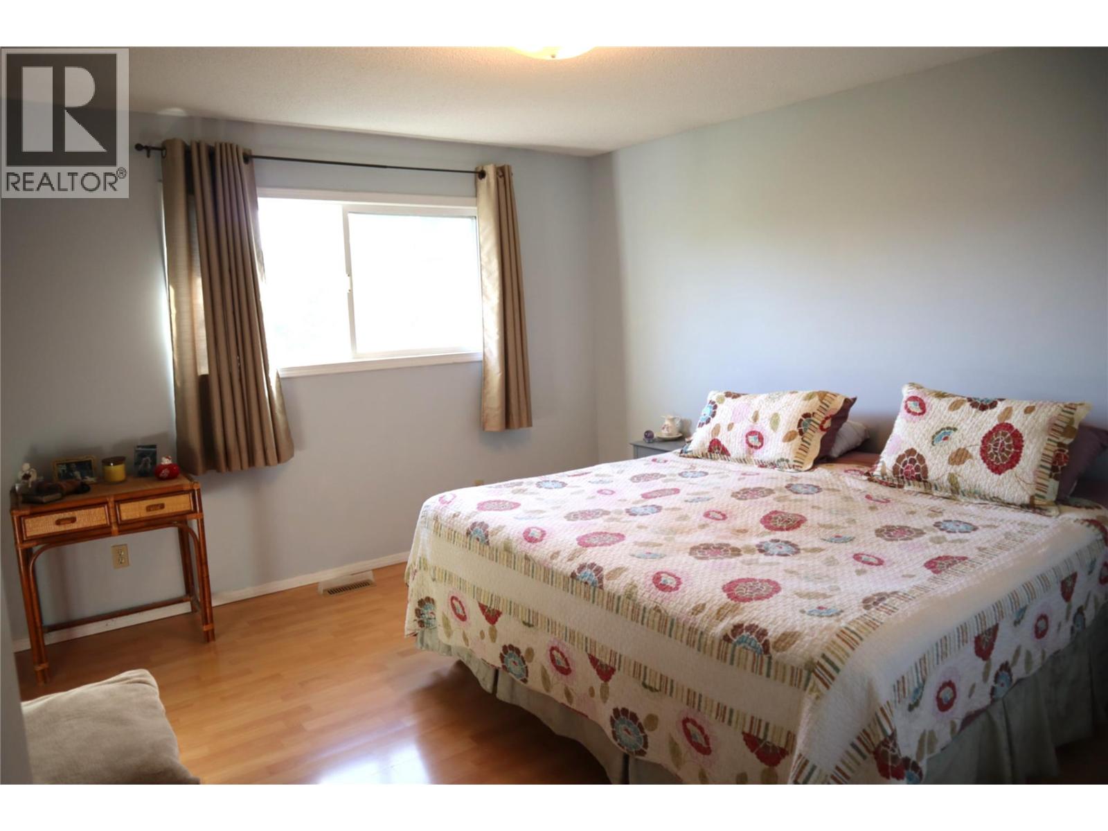 1233 Hook Drive, Kamloops, British Columbia  V2B 7S8 - Photo 9 - 10402920