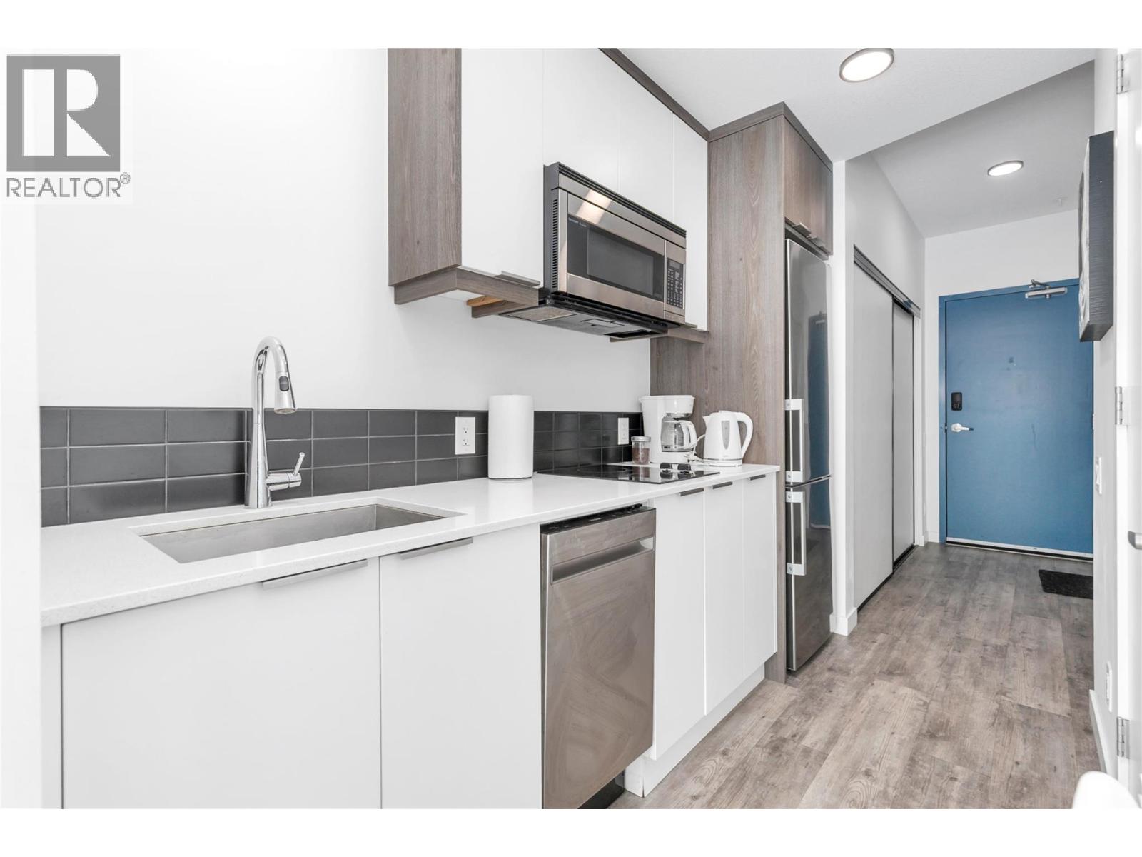 1083 Klo Road Unit# 204, Kelowna, British Columbia  V1Y 4X6 - Photo 7 - 10402869