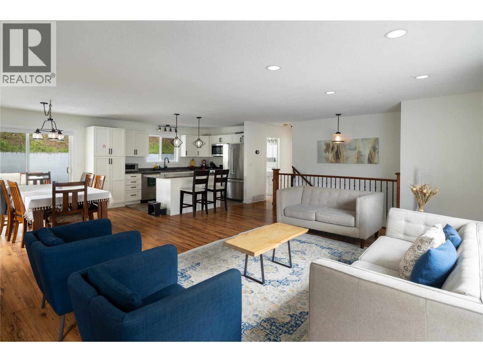 3945 Highland Park Crescent, Armstrong, British Columbia  V0E 1B4 - Photo 12 - 10402965