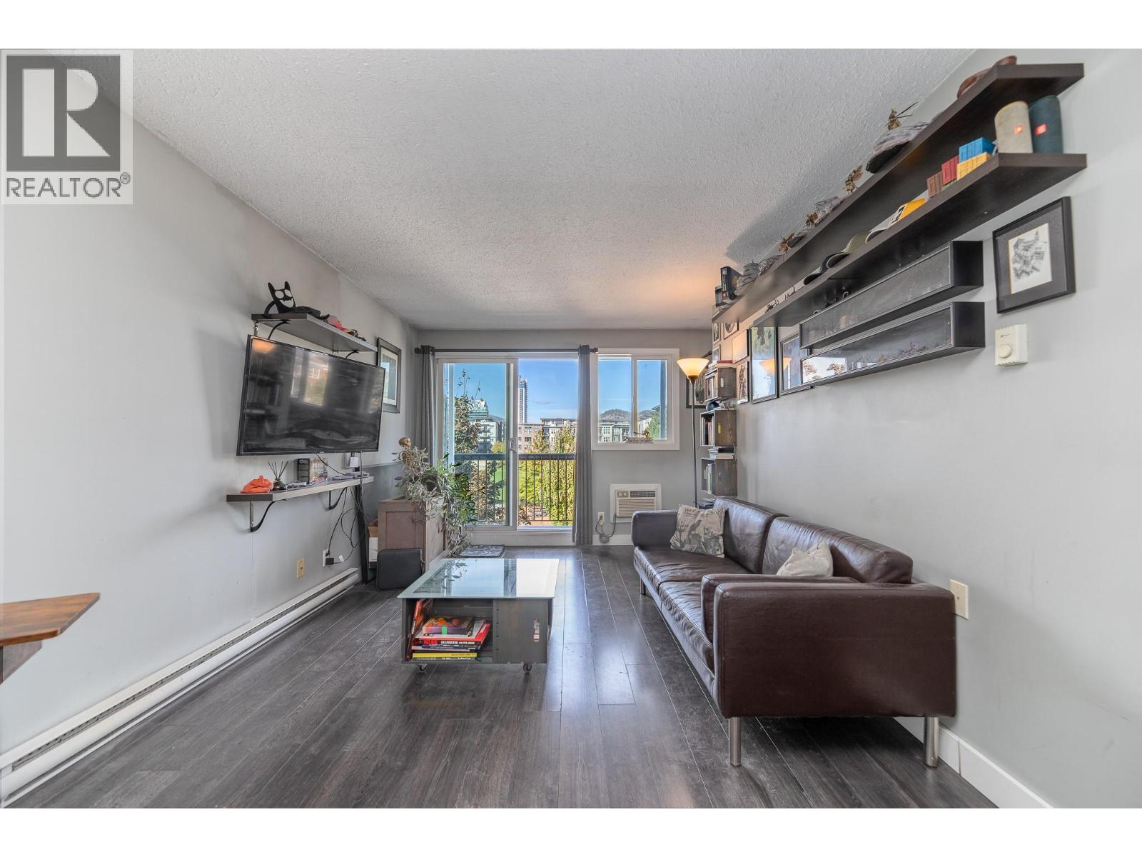 625 Rowcliffe Avenue Unit# 305, Kelowna, British Columbia  V1Y 5Y8 - Photo 4 - 10402687