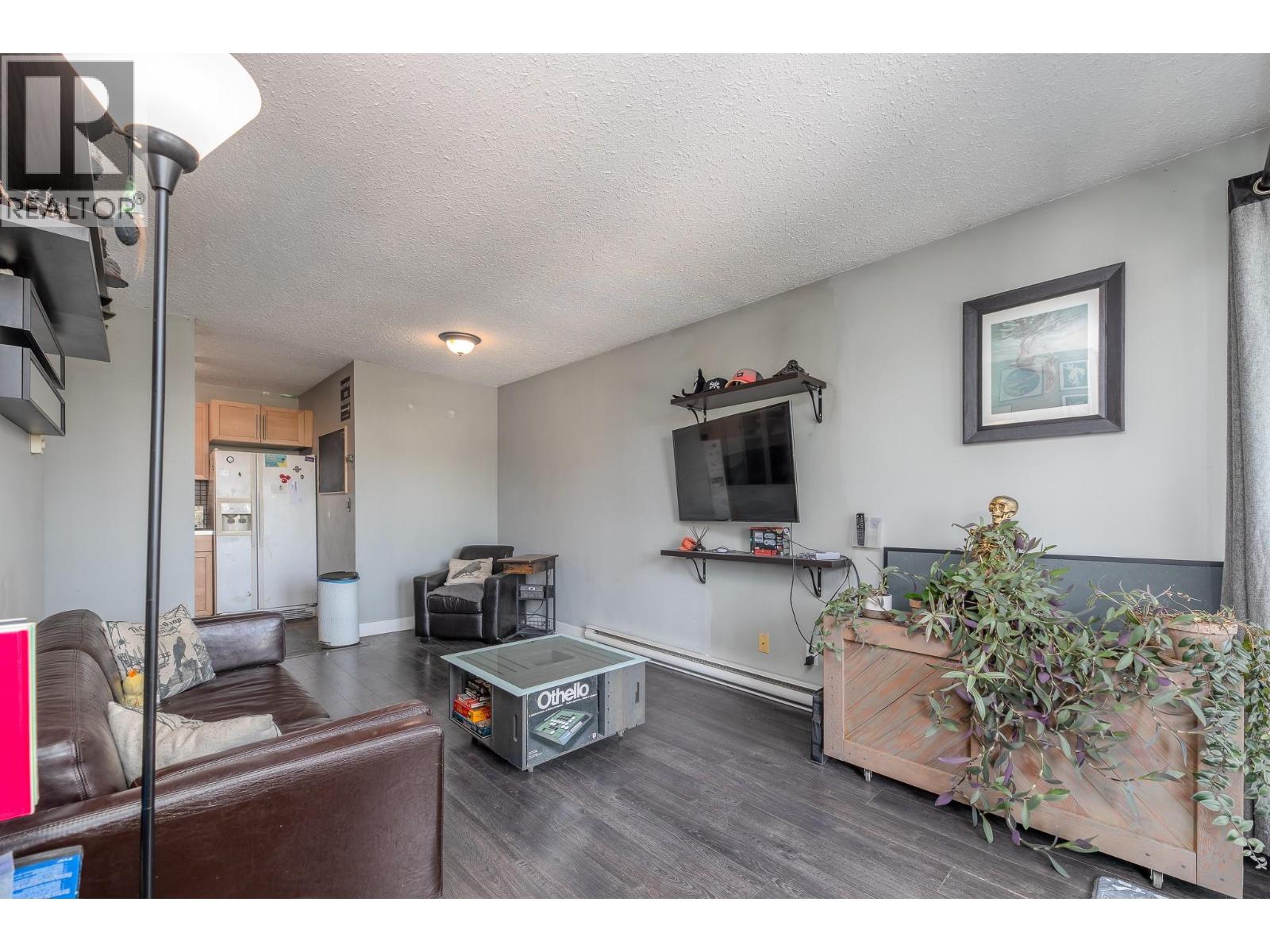 625 Rowcliffe Avenue Unit# 305, Kelowna, British Columbia  V1Y 5Y8 - Photo 5 - 10402687