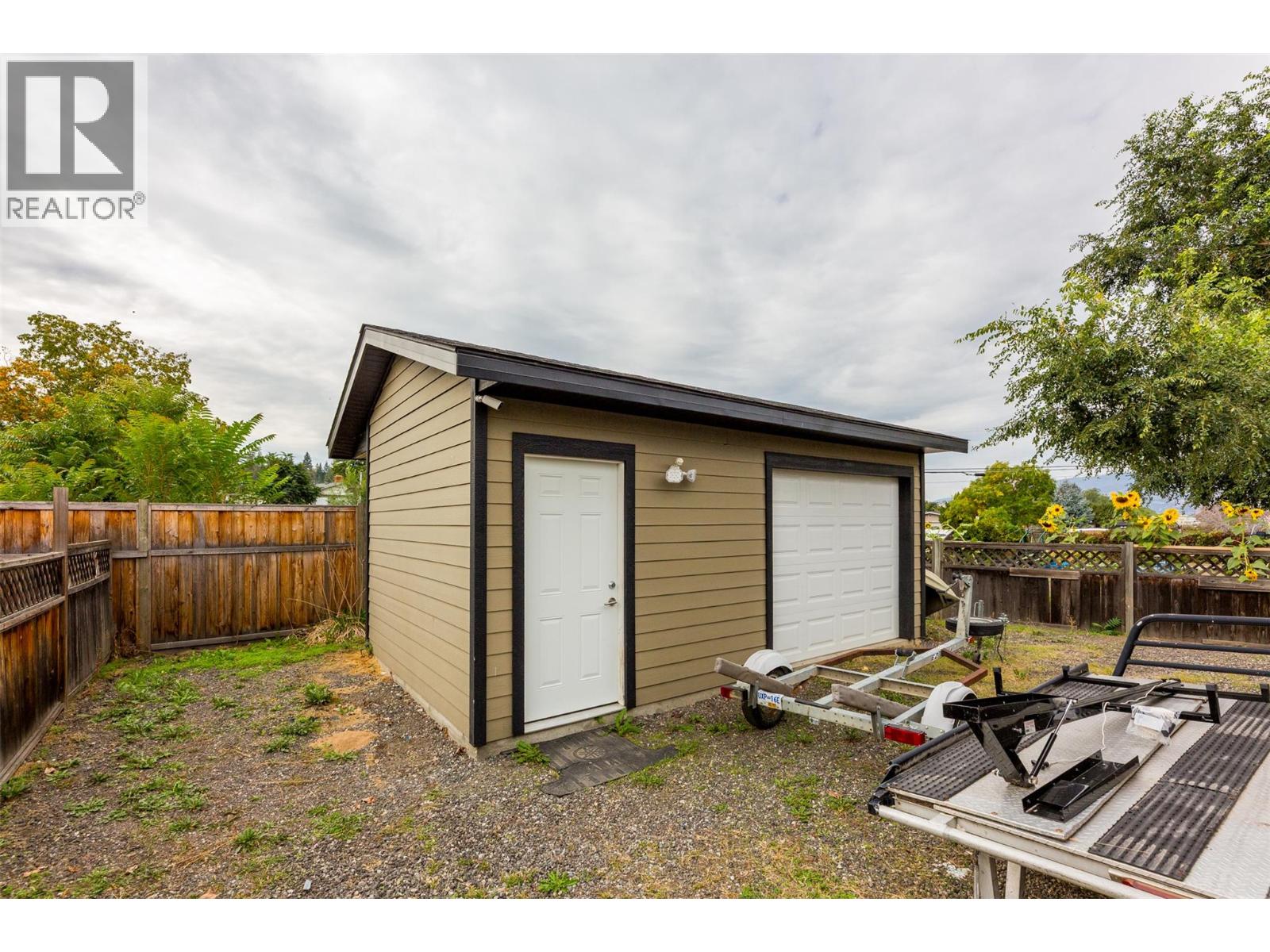 1495 Cornwall Road, Kelowna, British Columbia  V1X 1P2 - Photo 28 - 10402520