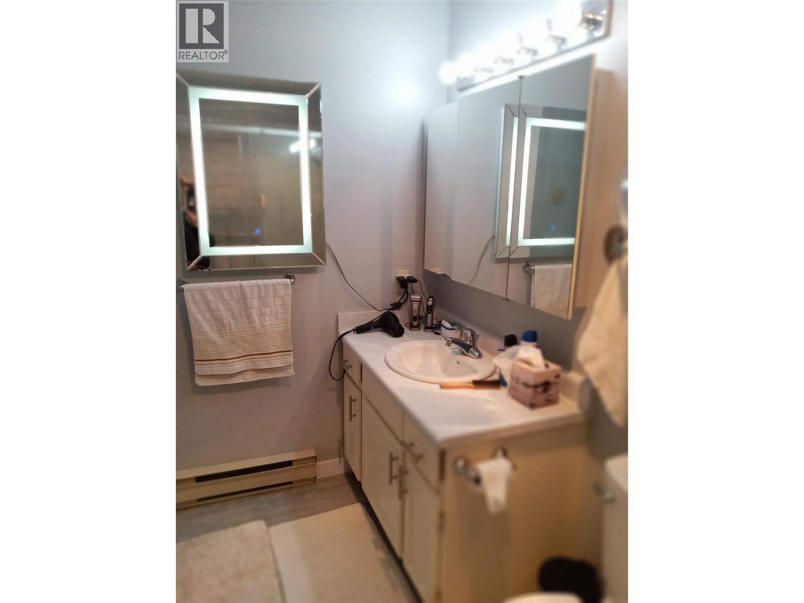 272 Green Avenue Unit# 401, Penticton, British Columbia  V2A 3T2 - Photo 9 - 10402934