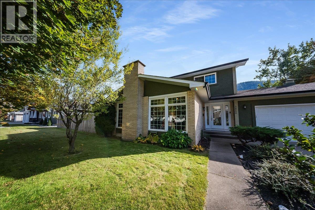 3866 Carnation Drive, Trail, British Columbia  V1R 4W9 - Photo 1 - 10402847