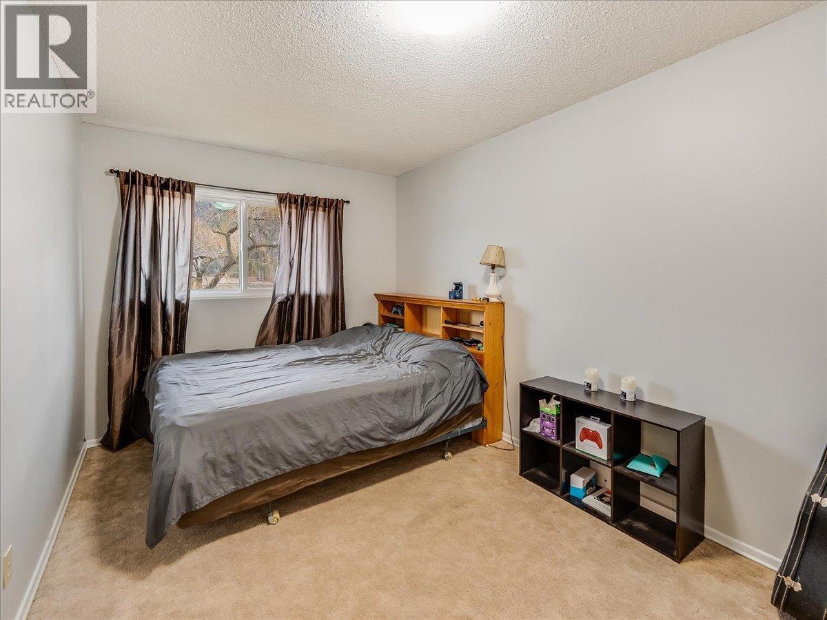 3866 Carnation Drive, Trail, British Columbia  V1R 4W9 - Photo 22 - 10402847