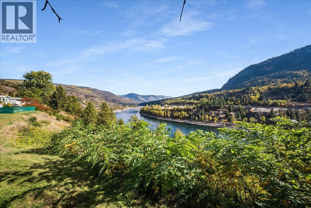3866 Carnation Drive, Trail, British Columbia  V1R 4W9 - Photo 45 - 10402847