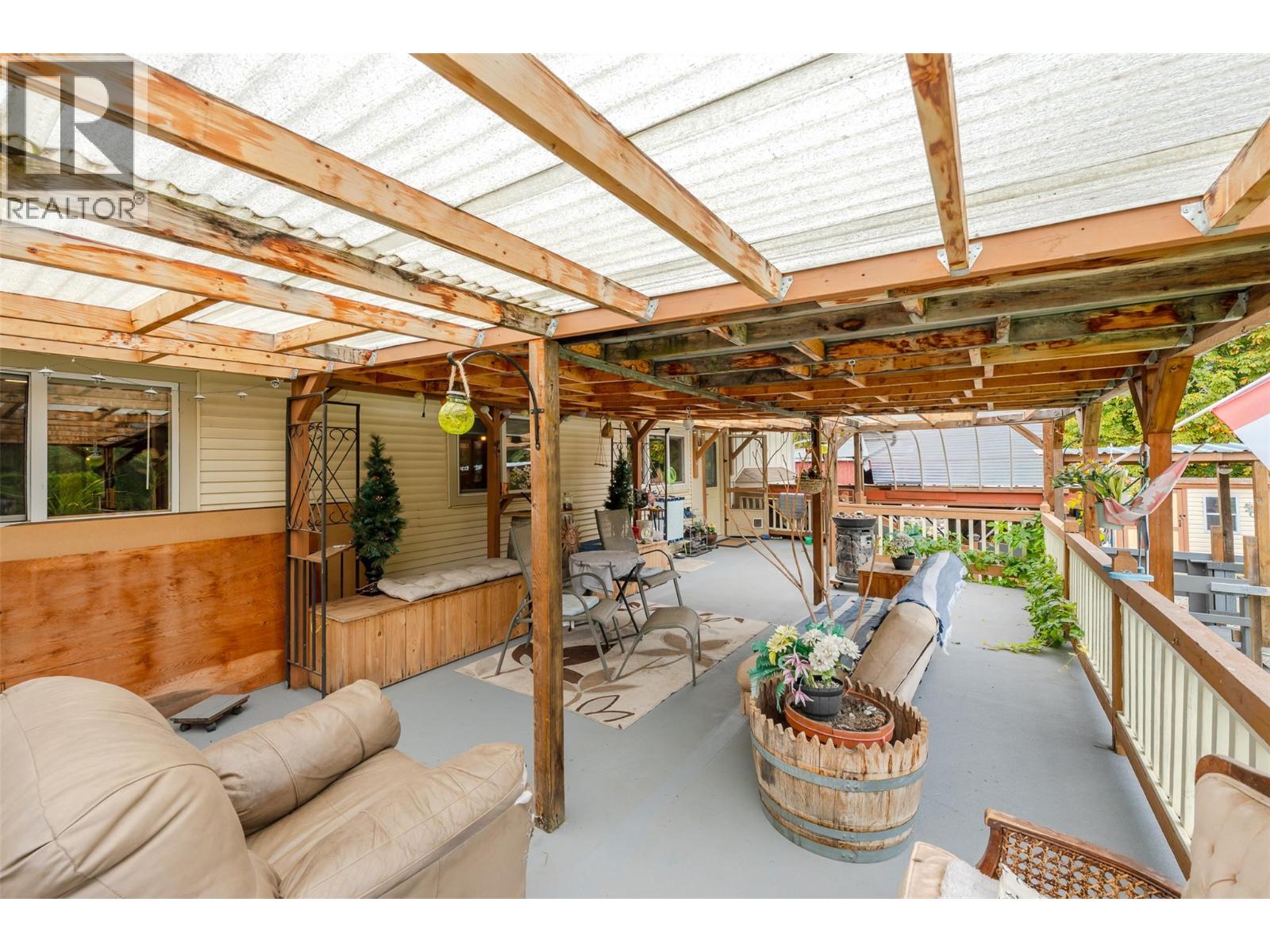 5467 Sawmill Road, Oliver, British Columbia  V0H 1T9 - Photo 11 - 10402816