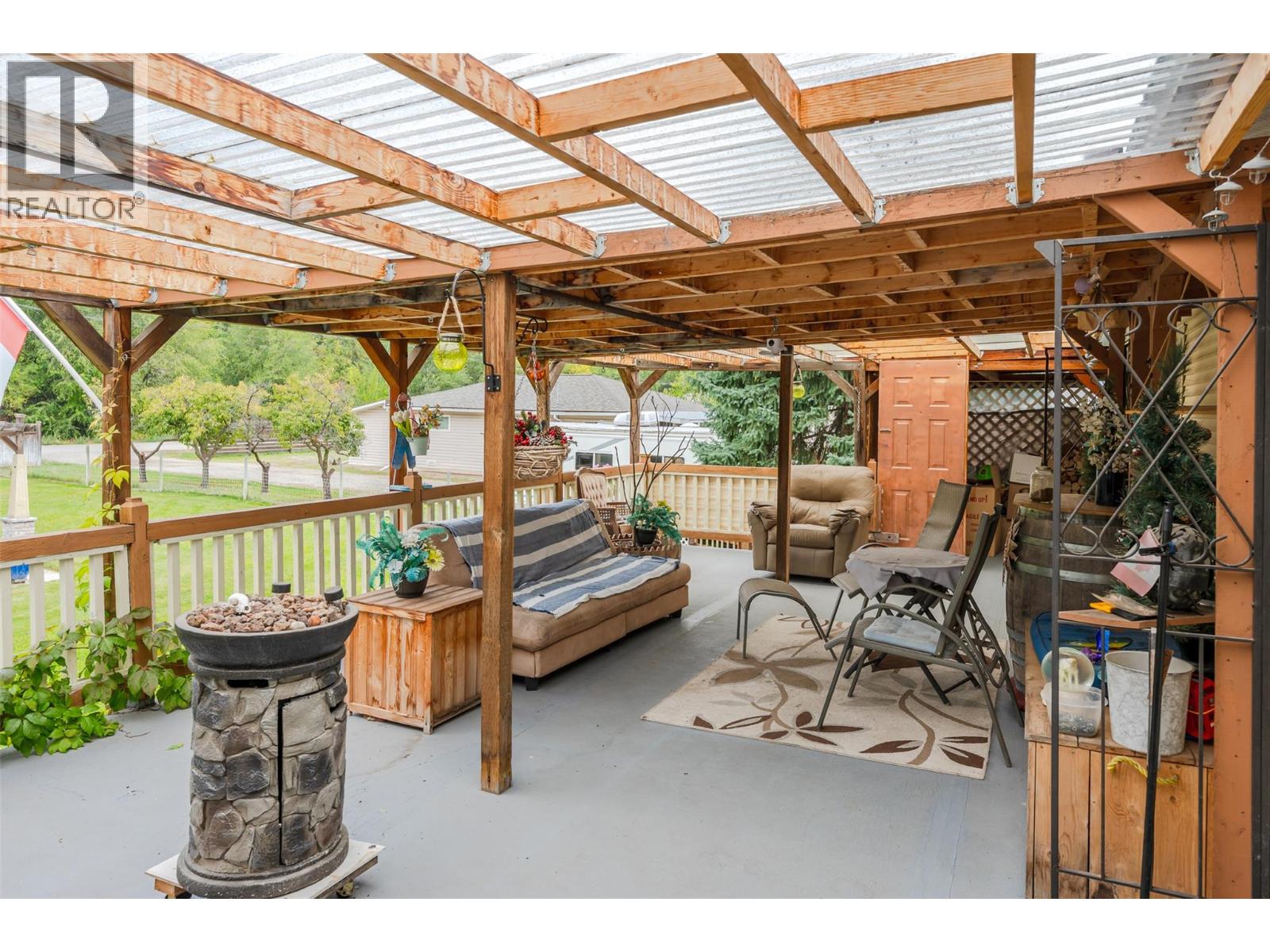 5467 Sawmill Road, Oliver, British Columbia  V0H 1T9 - Photo 13 - 10402816
