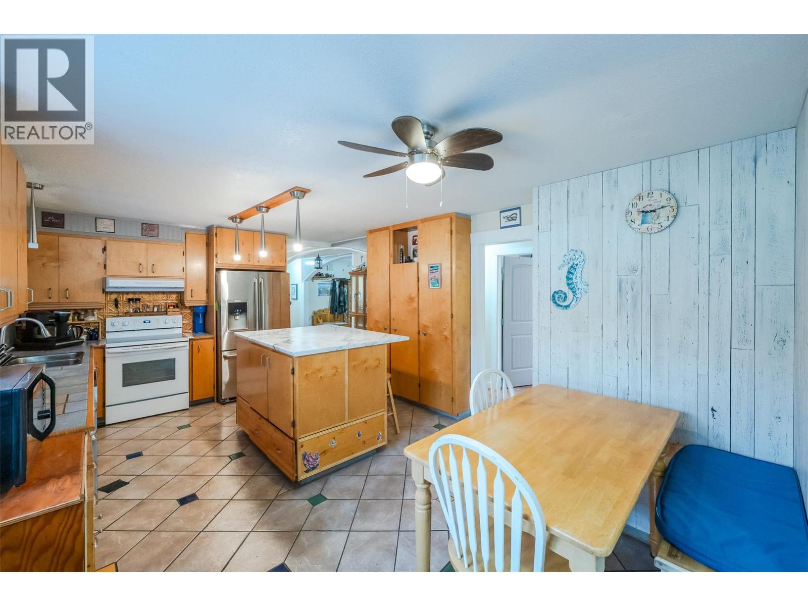 5467 Sawmill Road, Oliver, British Columbia  V0H 1T9 - Photo 17 - 10402816