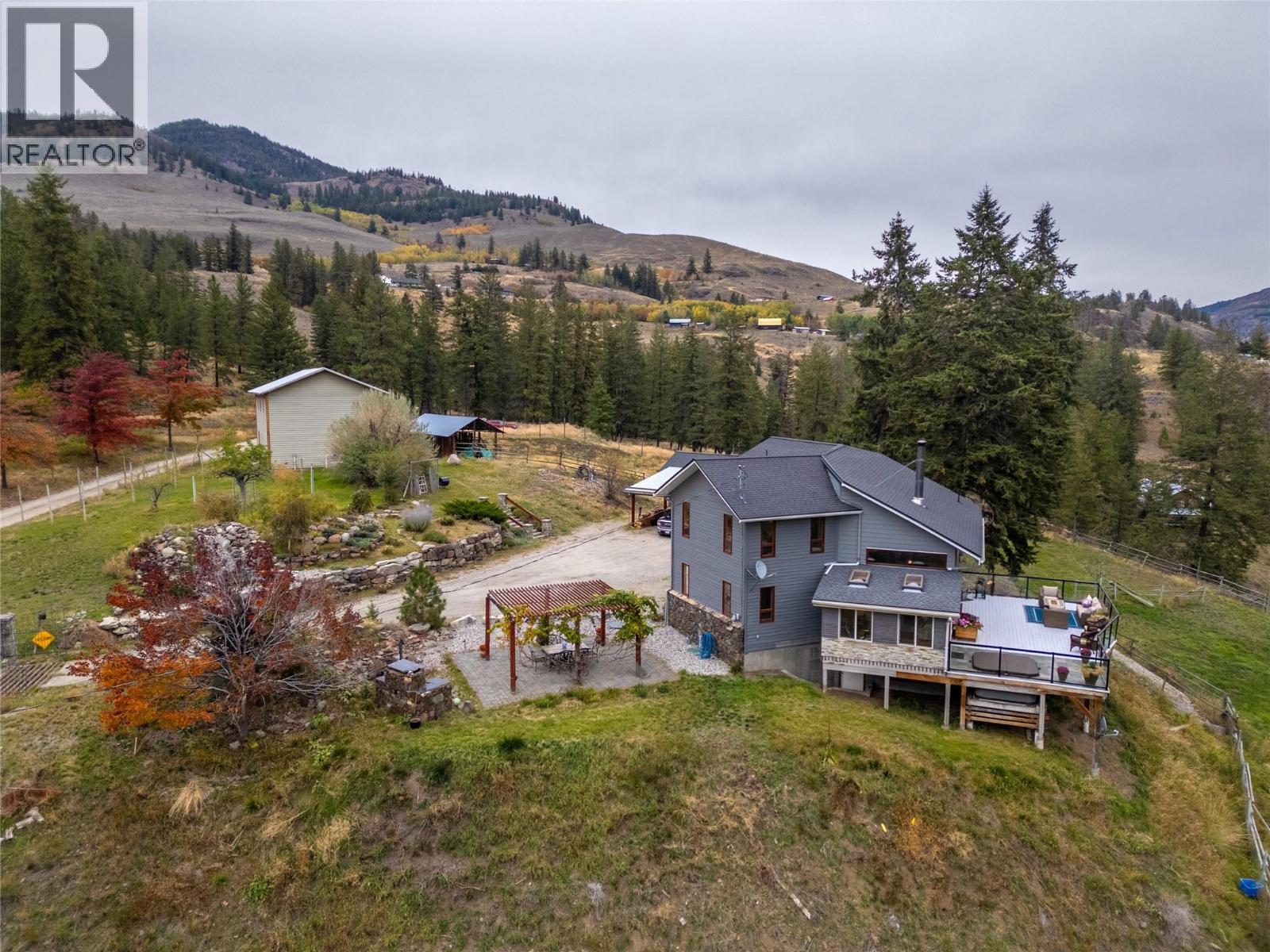 758 Mcmurray Road, Kaleden, British Columbia  V0X 1N4 - Photo 2 - 10402778