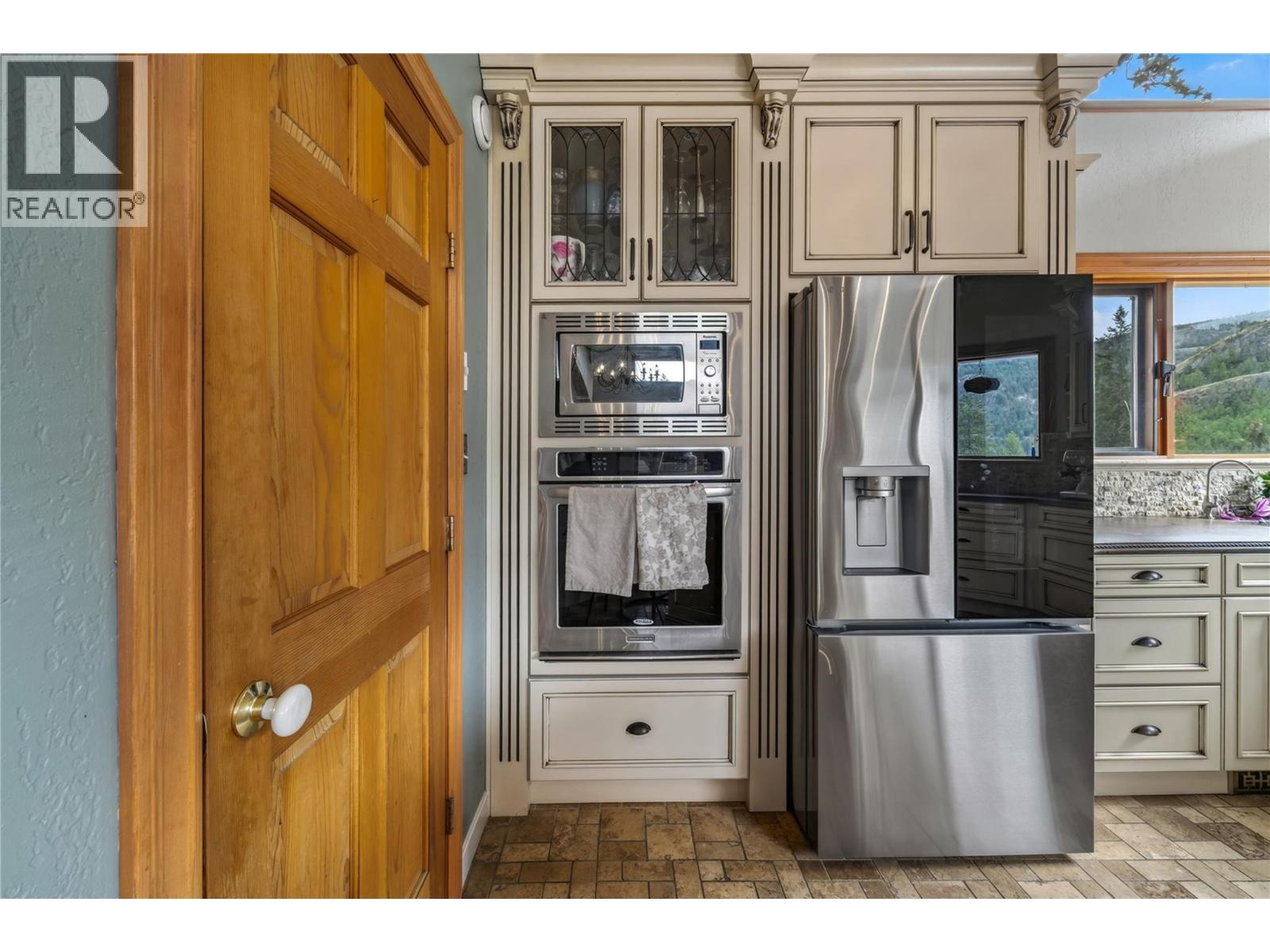 758 Mcmurray Road, Kaleden, British Columbia  V0X 1N4 - Photo 7 - 10402778