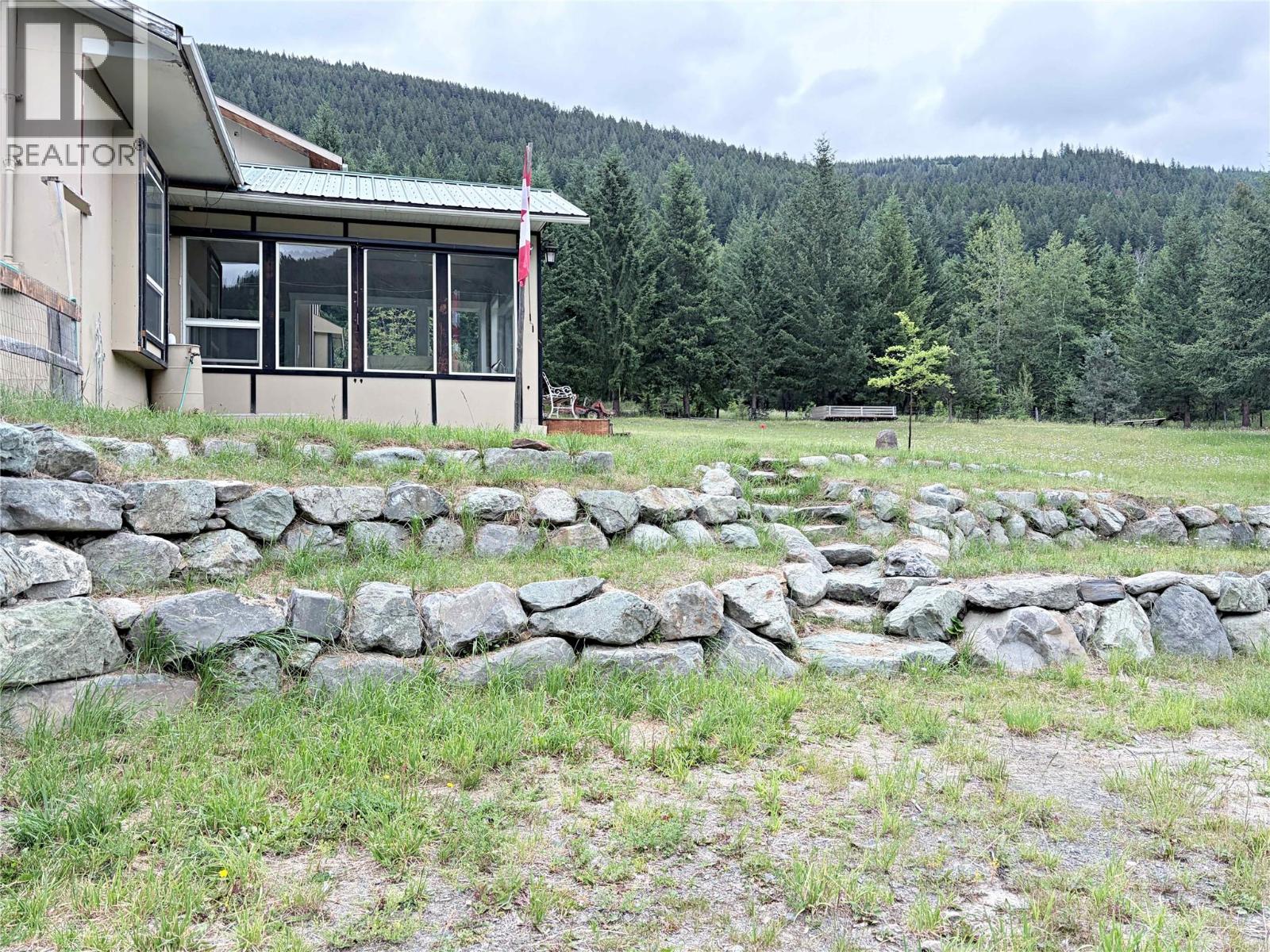 5420 Heffley Louis Creek Road, Kamloops, British Columbia  V0E 1Z0 - Photo 37 - 10402938