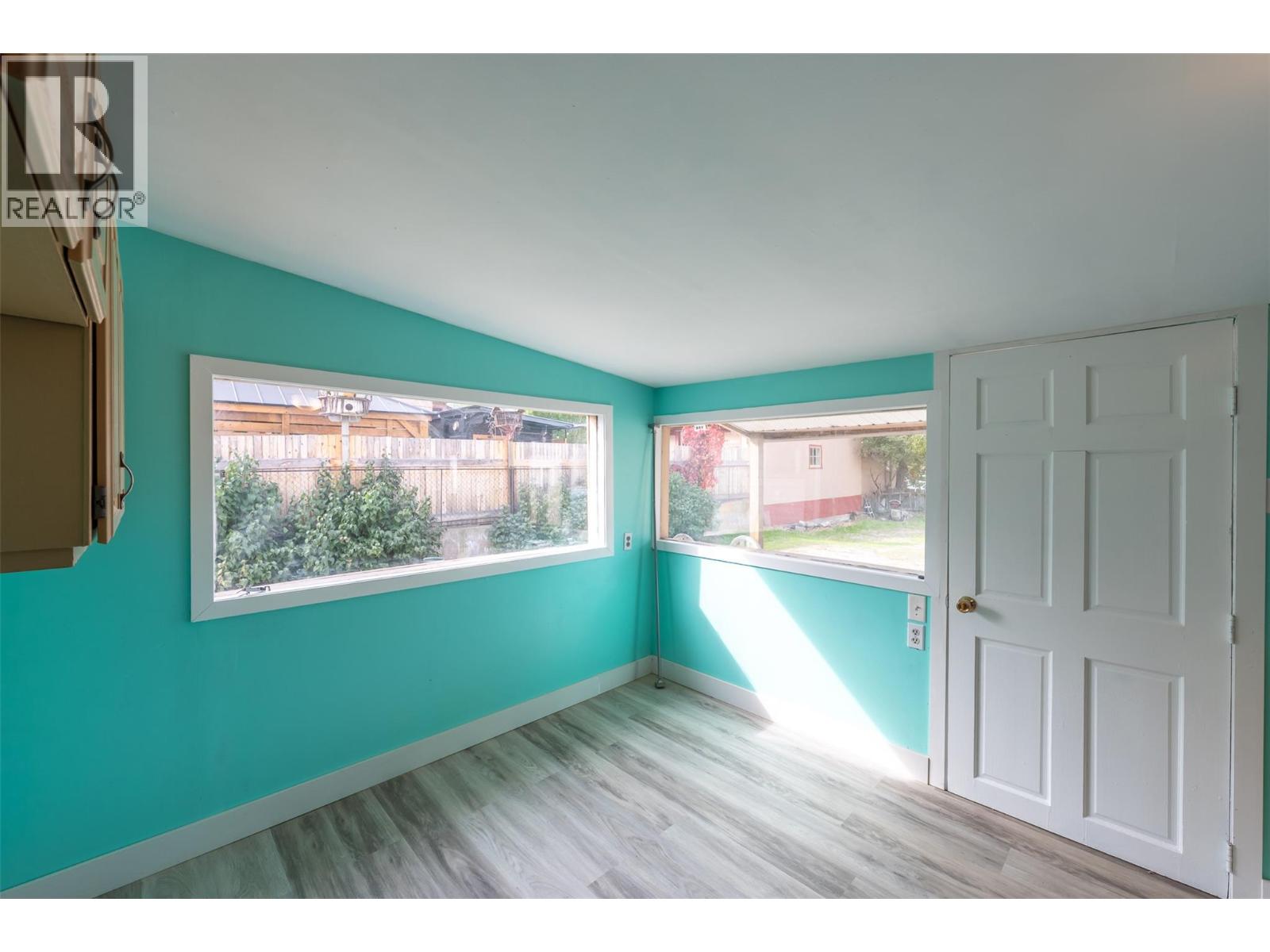 5814 Main Street, Oliver, British Columbia  V0H 1T9 - Photo 13 - 10402315