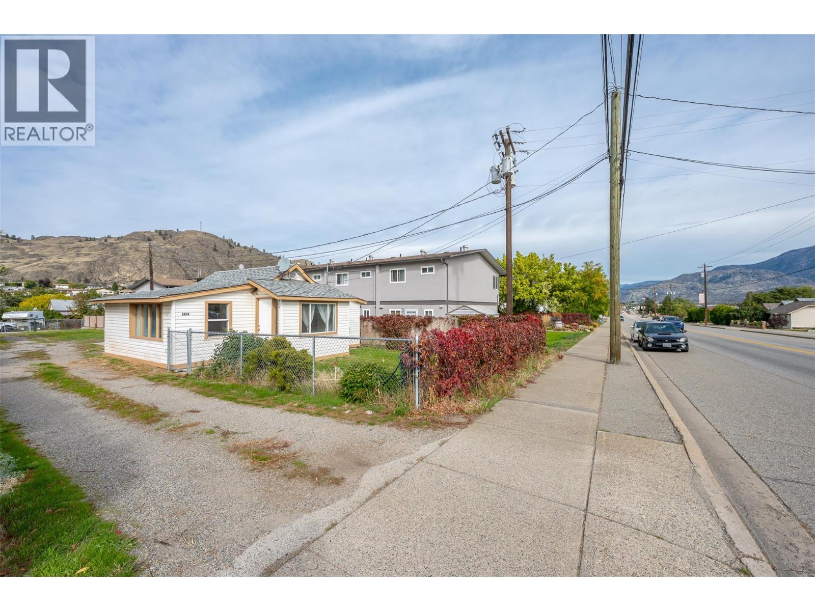 5814 Main Street, Oliver, British Columbia  V0H 1T9 - Photo 32 - 10402315