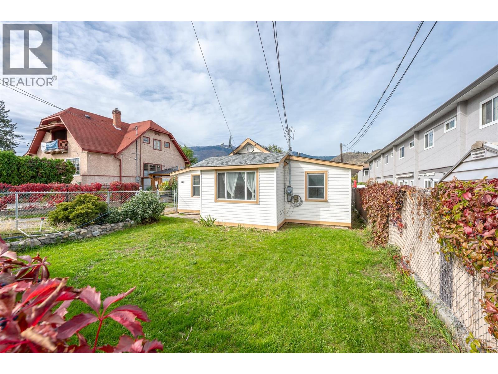 5814 Main Street, Oliver, British Columbia  V0H 1T9 - Photo 34 - 10402315