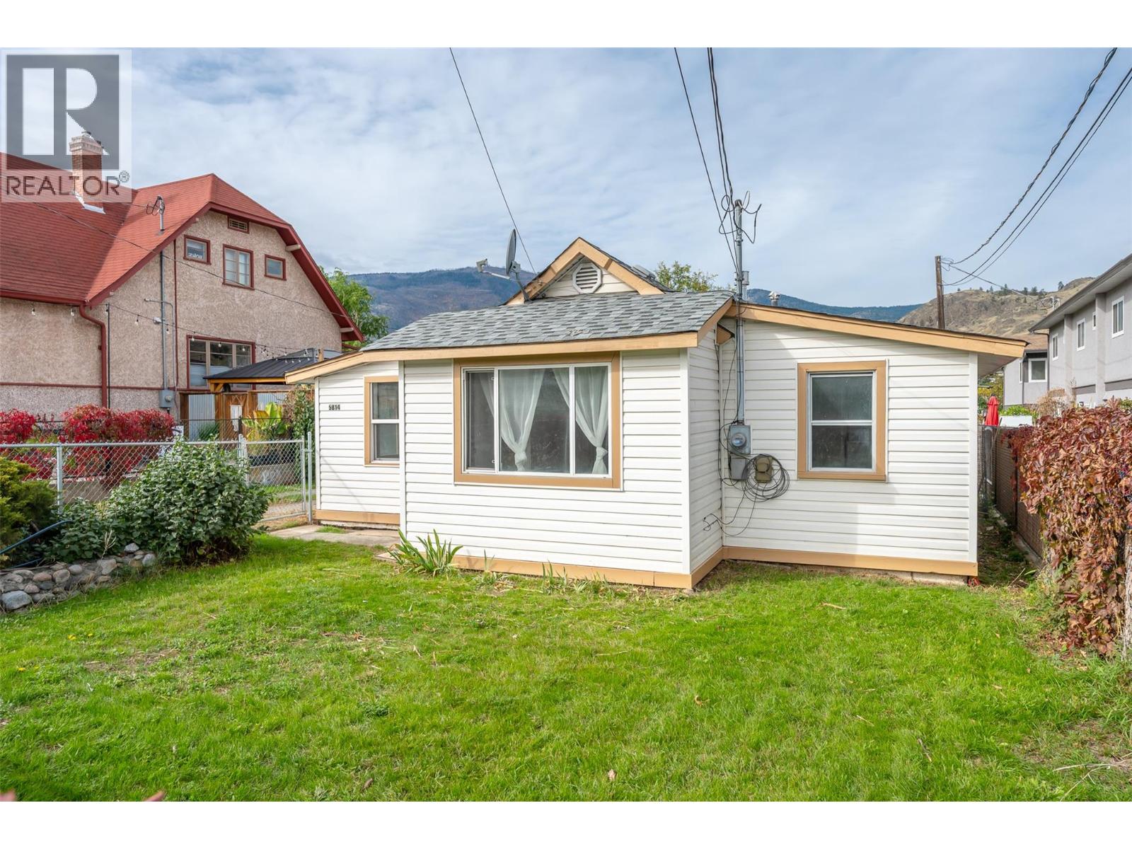 5814 Main Street, Oliver, British Columbia  V0H 1T9 - Photo 35 - 10402315