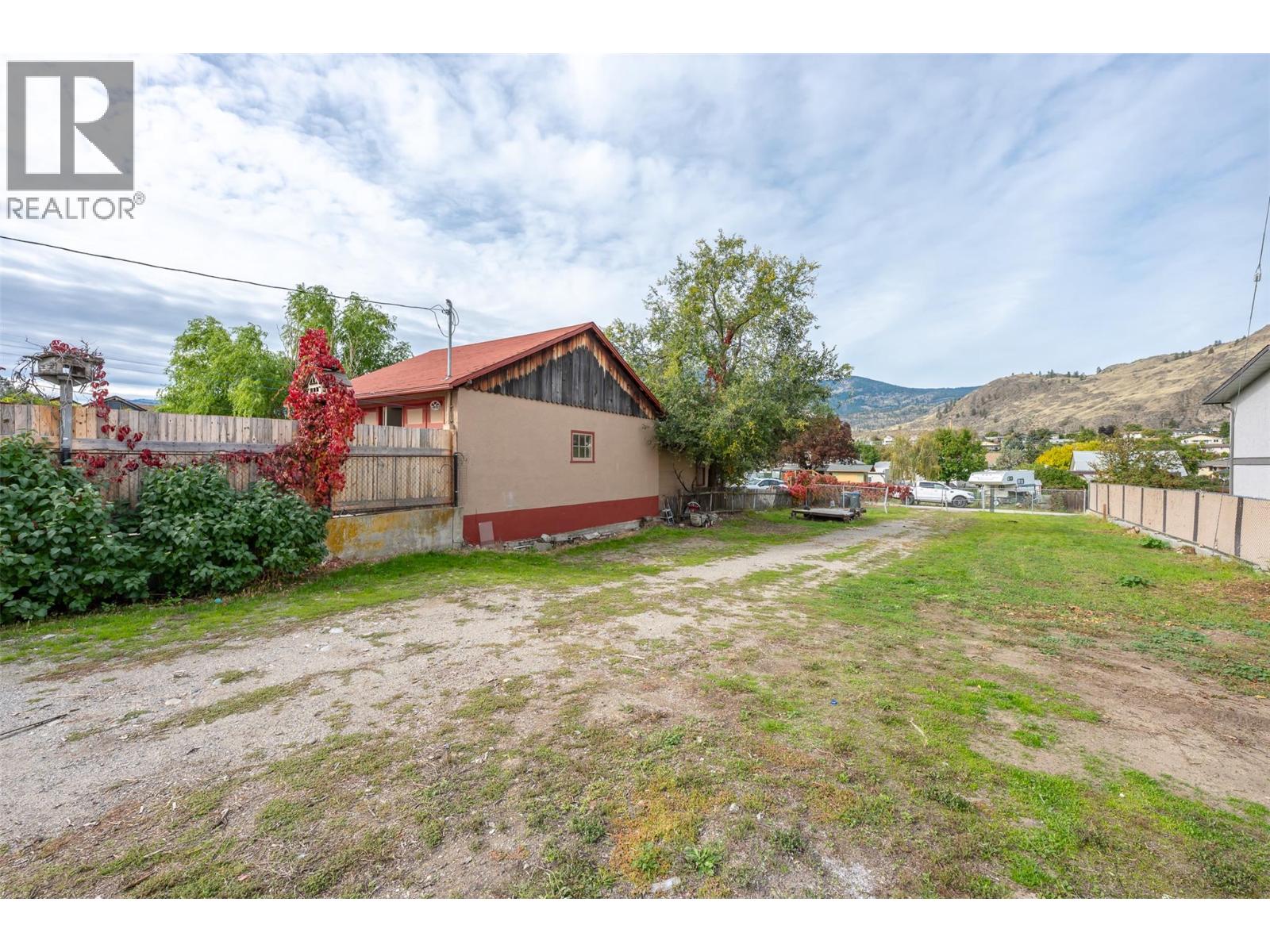 5814 Main Street, Oliver, British Columbia  V0H 1T9 - Photo 43 - 10402315