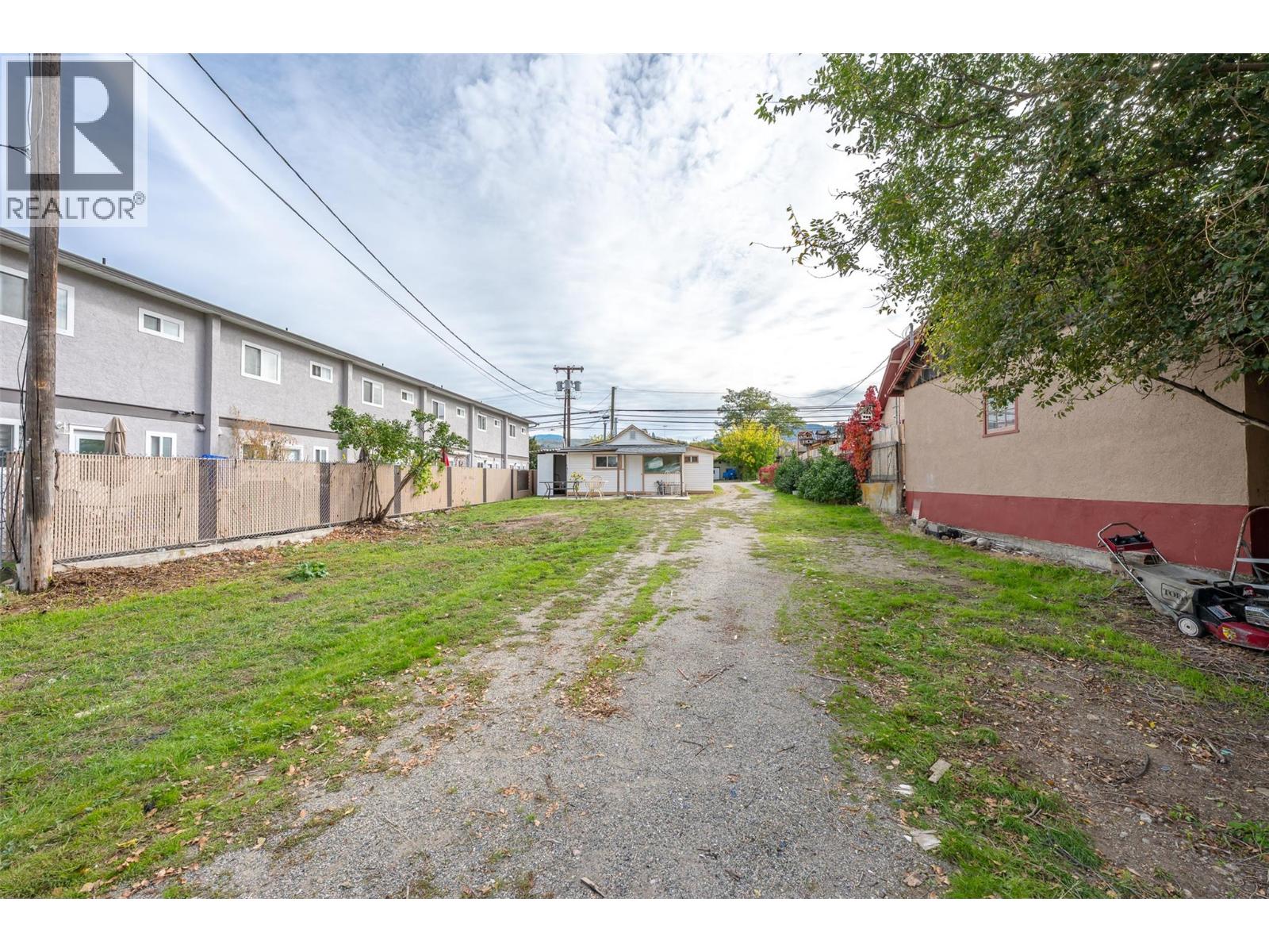 5814 Main Street, Oliver, British Columbia  V0H 1T9 - Photo 45 - 10402315