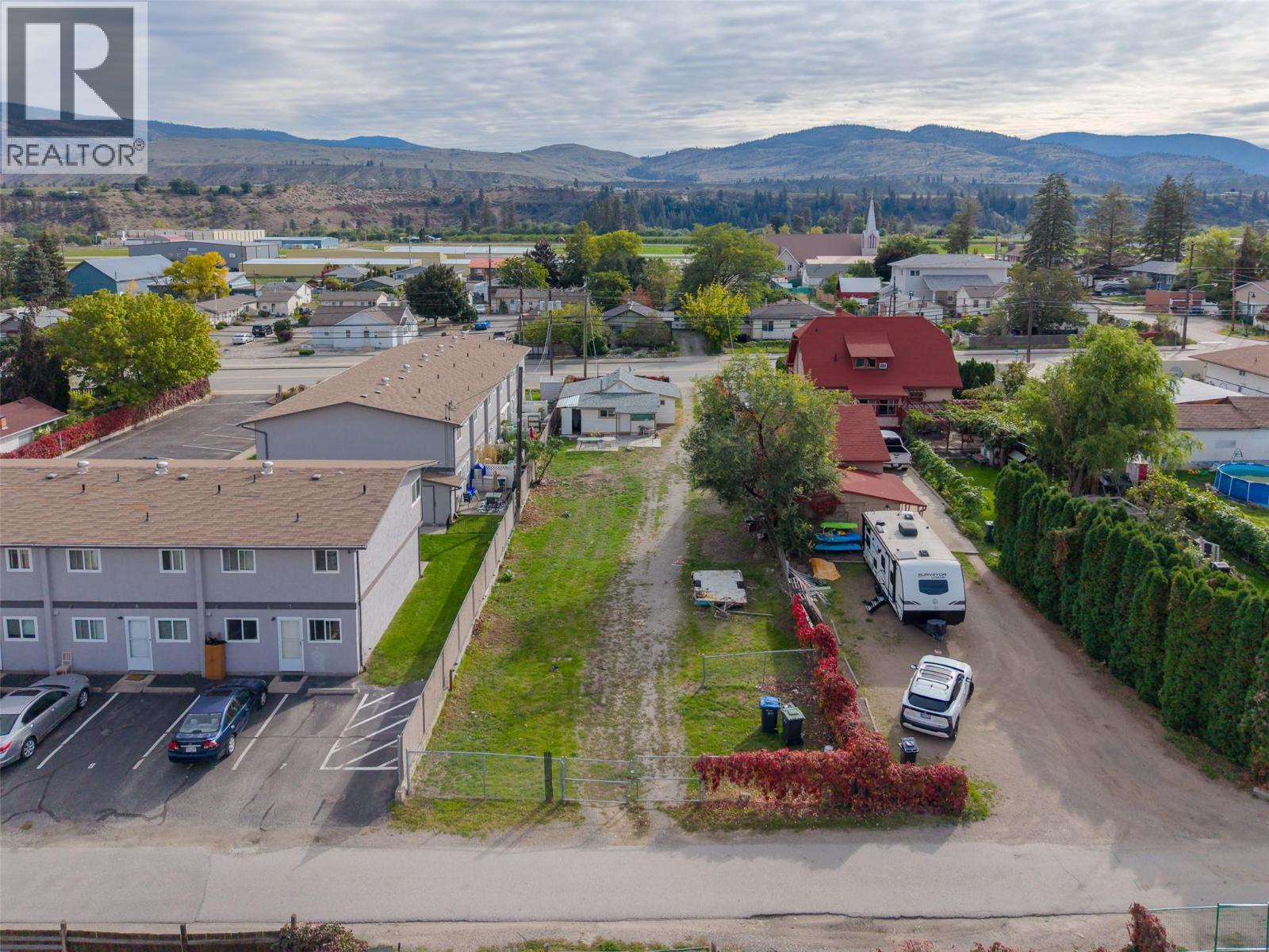 5814 Main Street, Oliver, British Columbia  V0H 1T9 - Photo 57 - 10402315