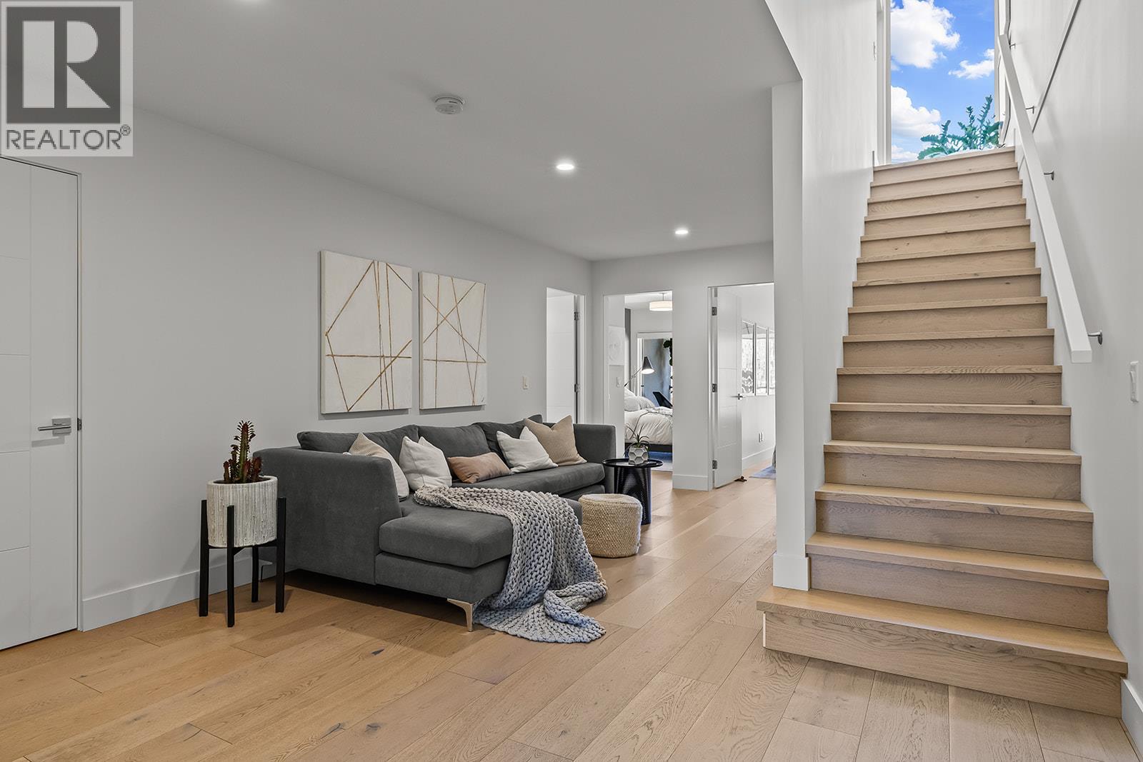 994 Guisachan Road, Kelowna, British Columbia  V1Y 9W8 - Photo 29 - 10402939