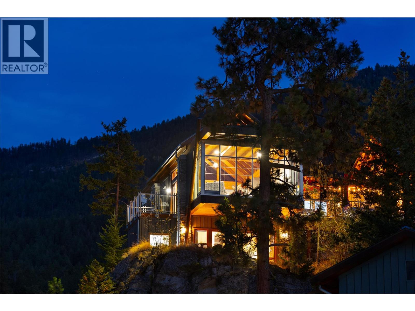 9845 Eastside Road Unit# 144, Vernon, British Columbia  V1H 1Z2 - Photo 1 - 10402711