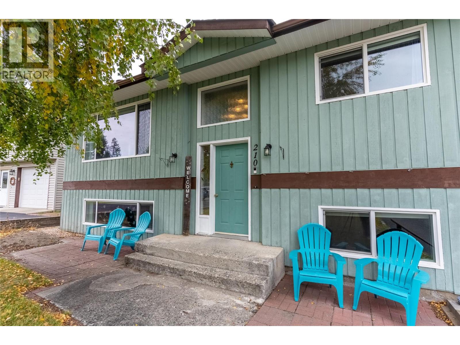 210 Cinnibar Court, Logan Lake, British Columbia  V0K 1W0 - Photo 3 - 10402690