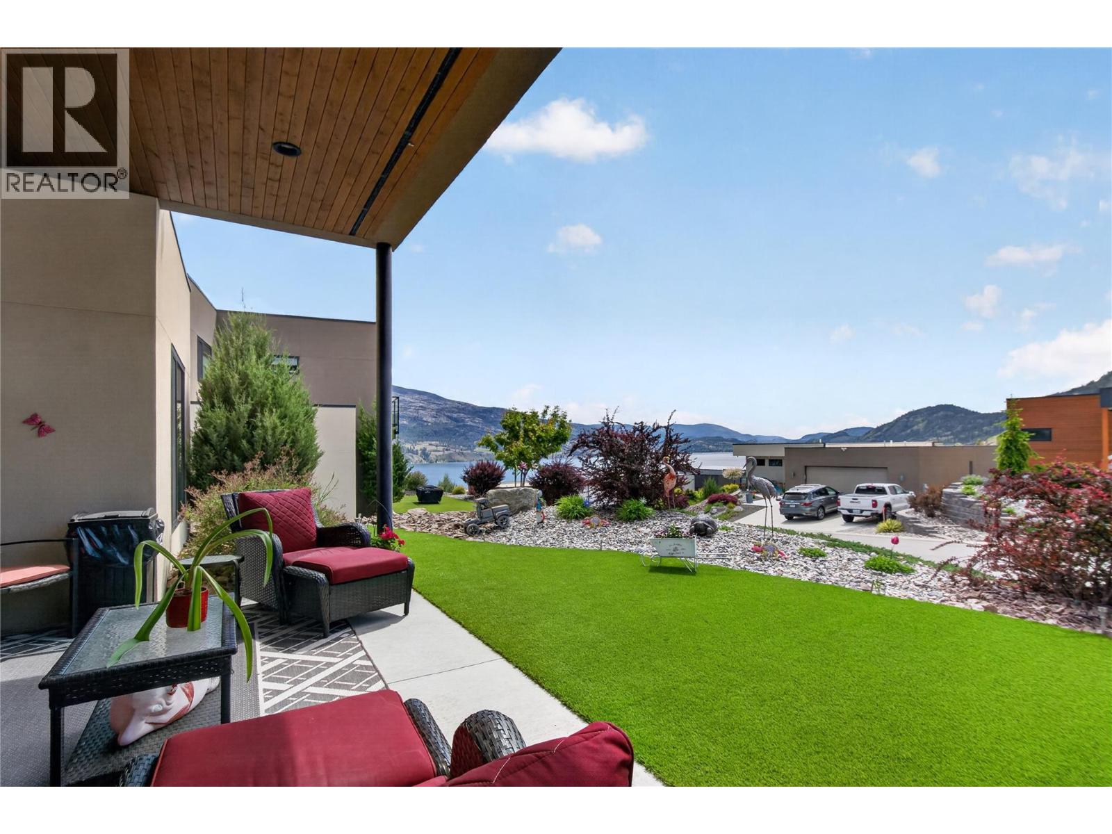 121 Ridge Park, Penticton, British Columbia  V2A 0B1 - Photo 3 - 10402976