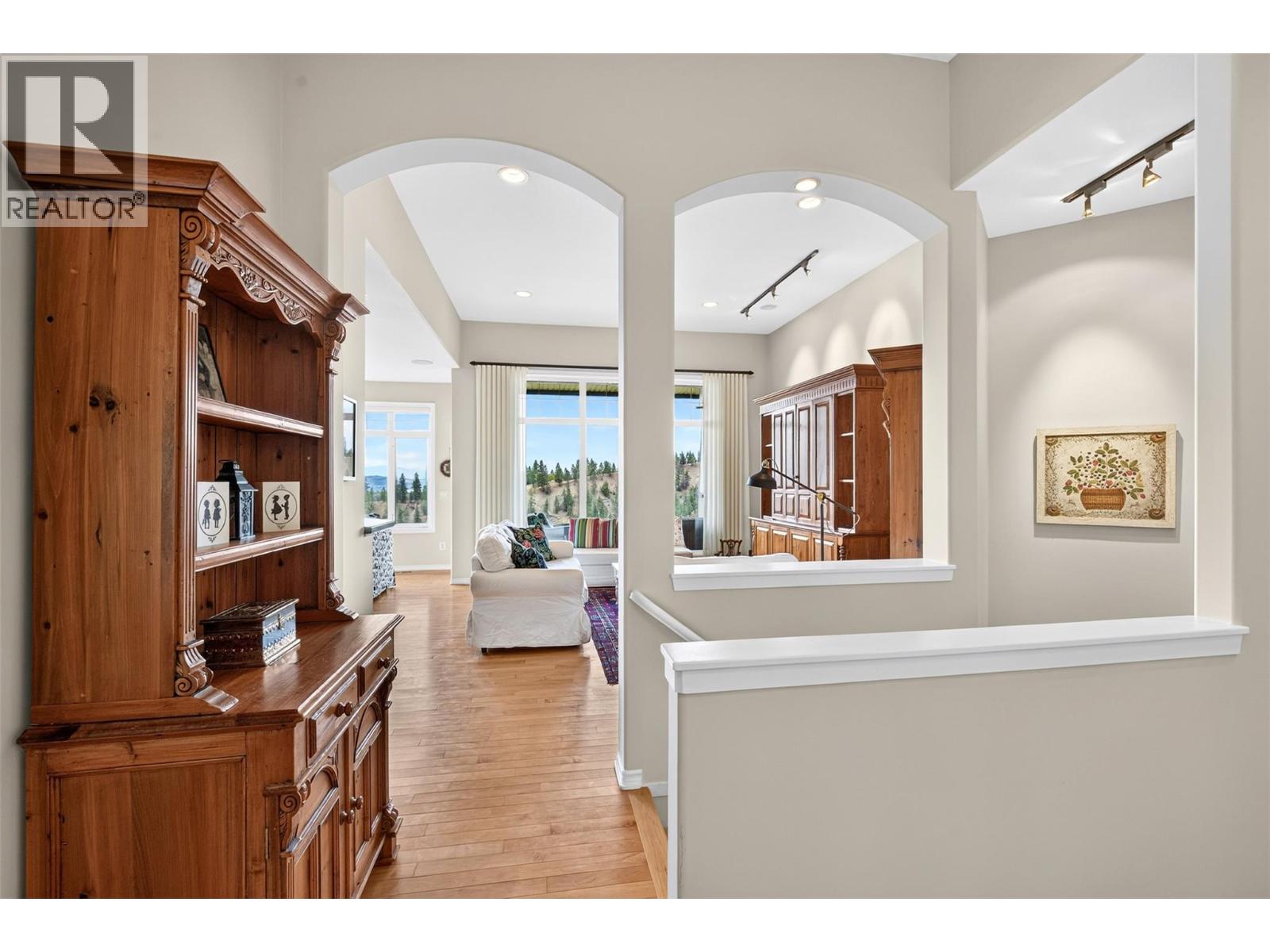 3800 Gallaghers Pinnacle Way Unit# 21, Kelowna, British Columbia  V1W 3Z8 - Photo 2 - 10401867