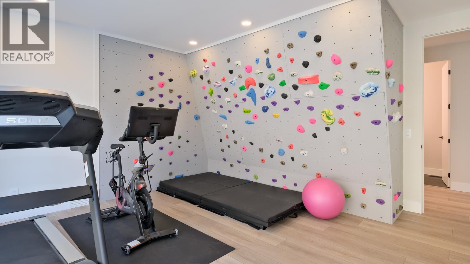 740 Pinehaven Court, Kelowna, British Columbia  V1V 2Y3 - Photo 13 - 10402929