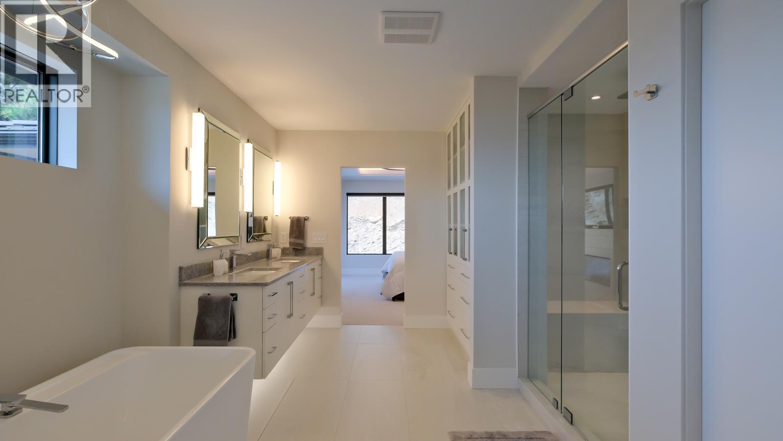 740 Pinehaven Court, Kelowna, British Columbia  V1V 2Y3 - Photo 36 - 10402929