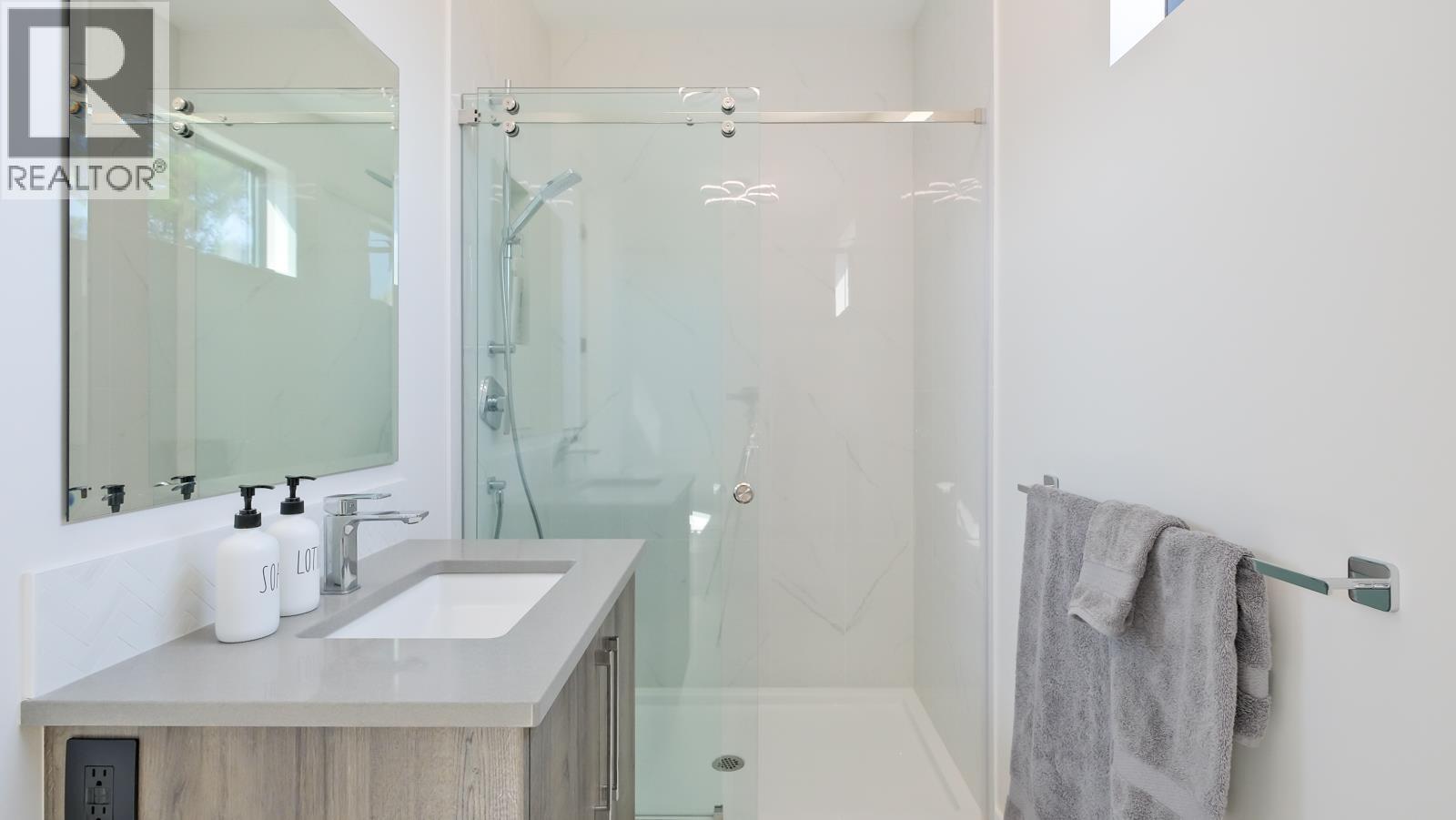 740 Pinehaven Court, Kelowna, British Columbia  V1V 2Y3 - Photo 44 - 10402929