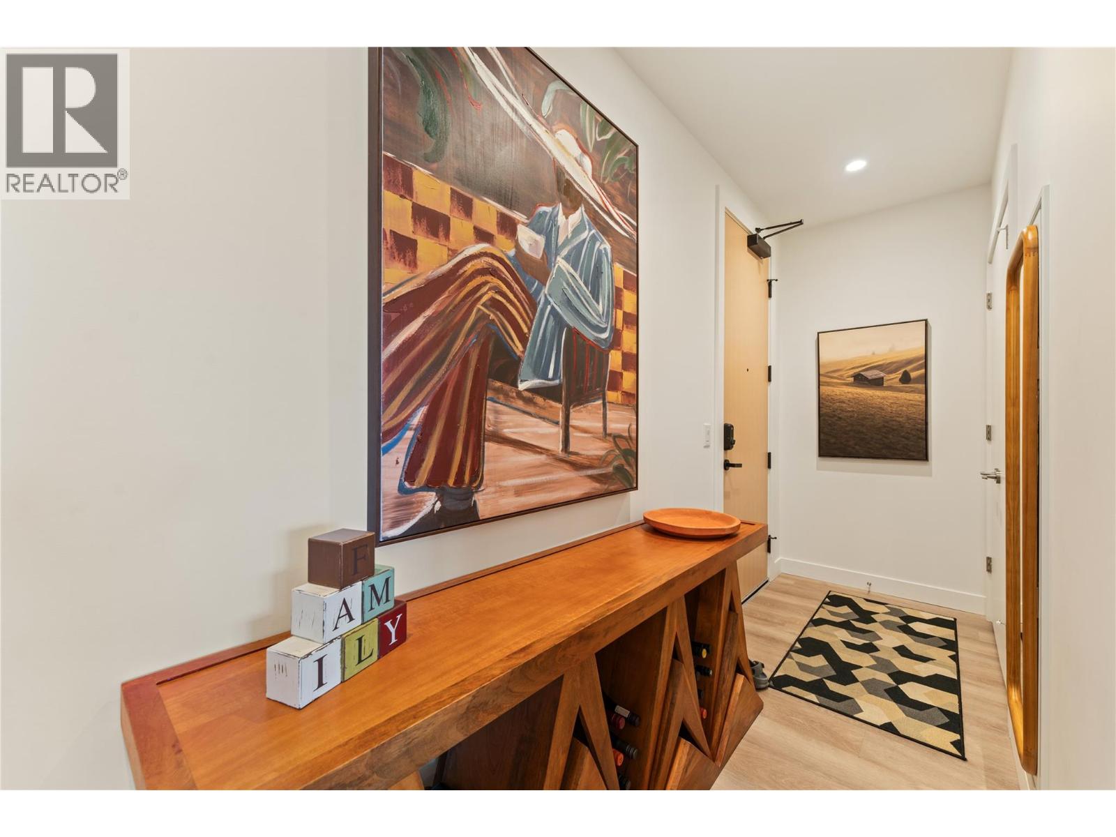 3340 Lakeshore Road Unit# 1003, Kelowna, British Columbia  V1W 0H6 - Photo 2 - 10402922