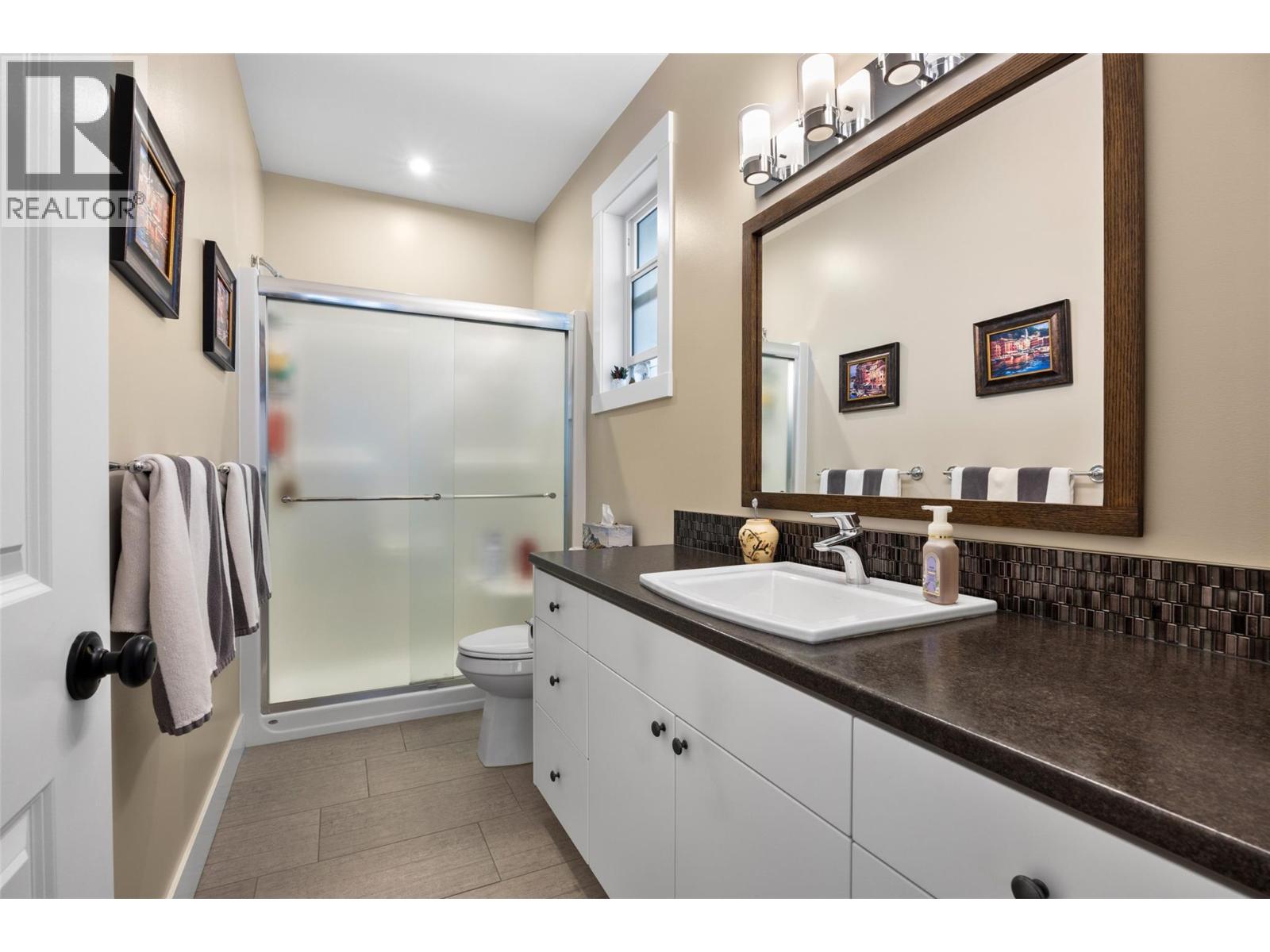 1538 Emerald Drive, Kamloops, British Columbia  V2E 0C1 - Photo 19 - 10402744
