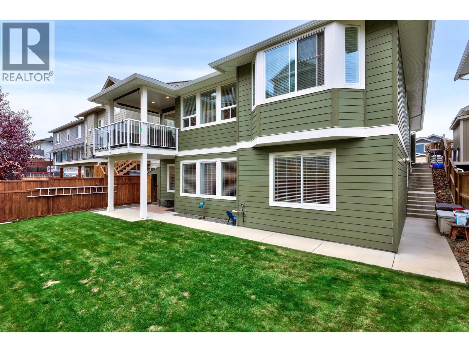 1538 Emerald Drive, Kamloops, British Columbia  V2E 0C1 - Photo 2 - 10402744