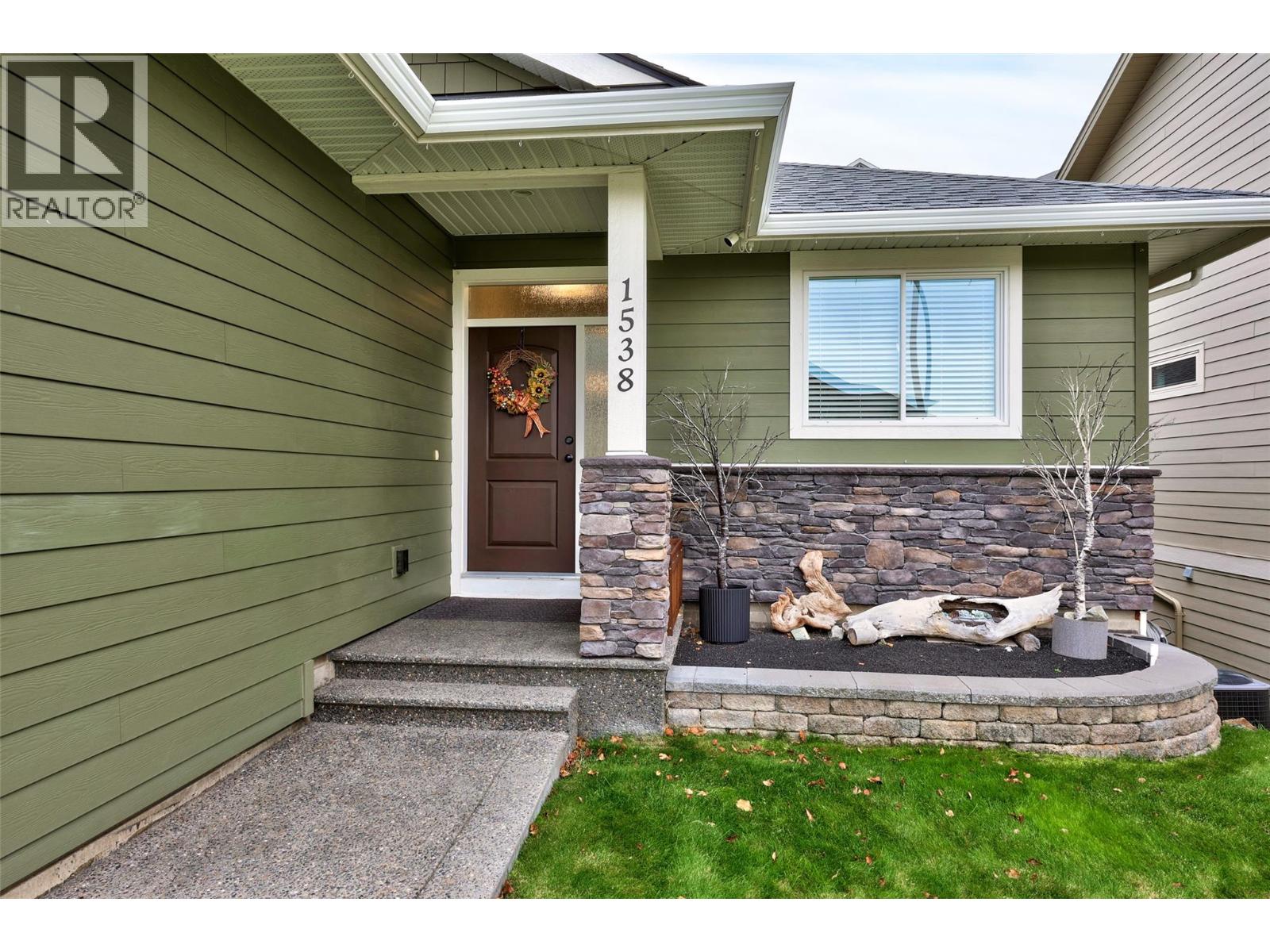 1538 Emerald Drive, Kamloops, British Columbia  V2E 0C1 - Photo 43 - 10402744