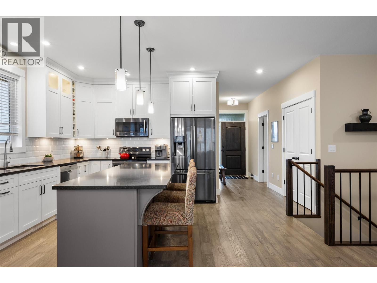 1538 Emerald Drive, Kamloops, British Columbia  V2E 0C1 - Photo 5 - 10402744