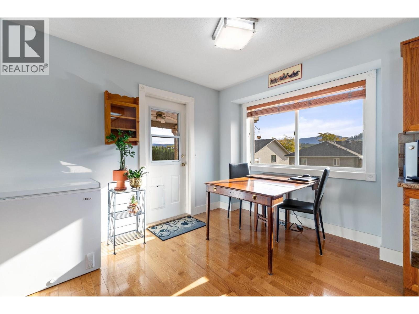 479 Glen Pine Court, Kelowna, British Columbia  V1V 1R3 - Photo 12 - 10402404