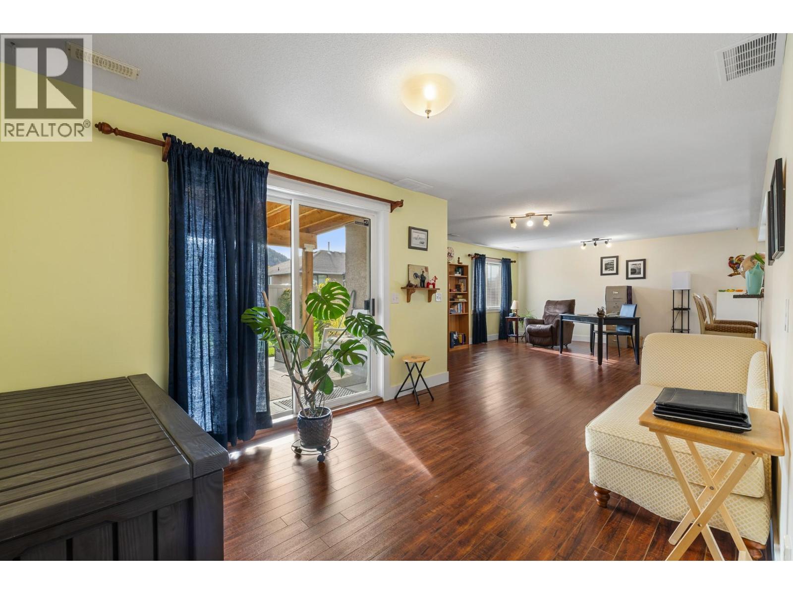 479 Glen Pine Court, Kelowna, British Columbia  V1V 1R3 - Photo 32 - 10402404