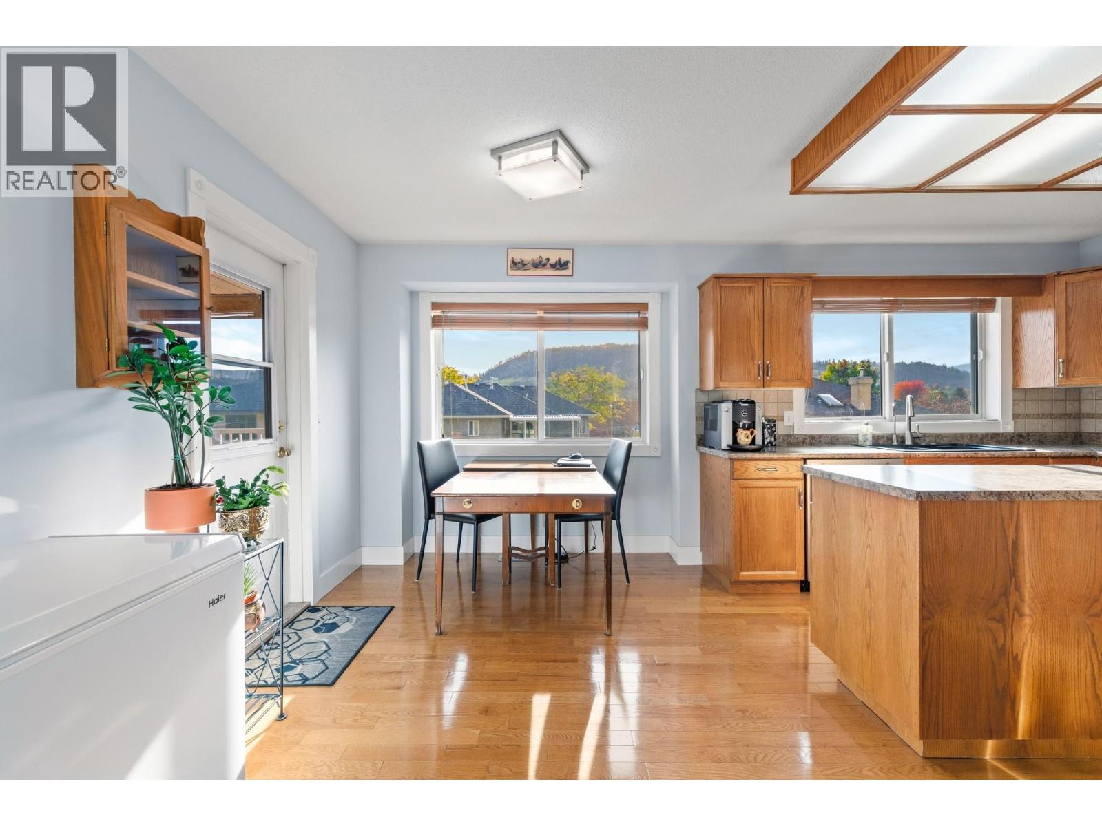 479 Glen Pine Court, Kelowna, British Columbia  V1V 1R3 - Photo 8 - 10402404